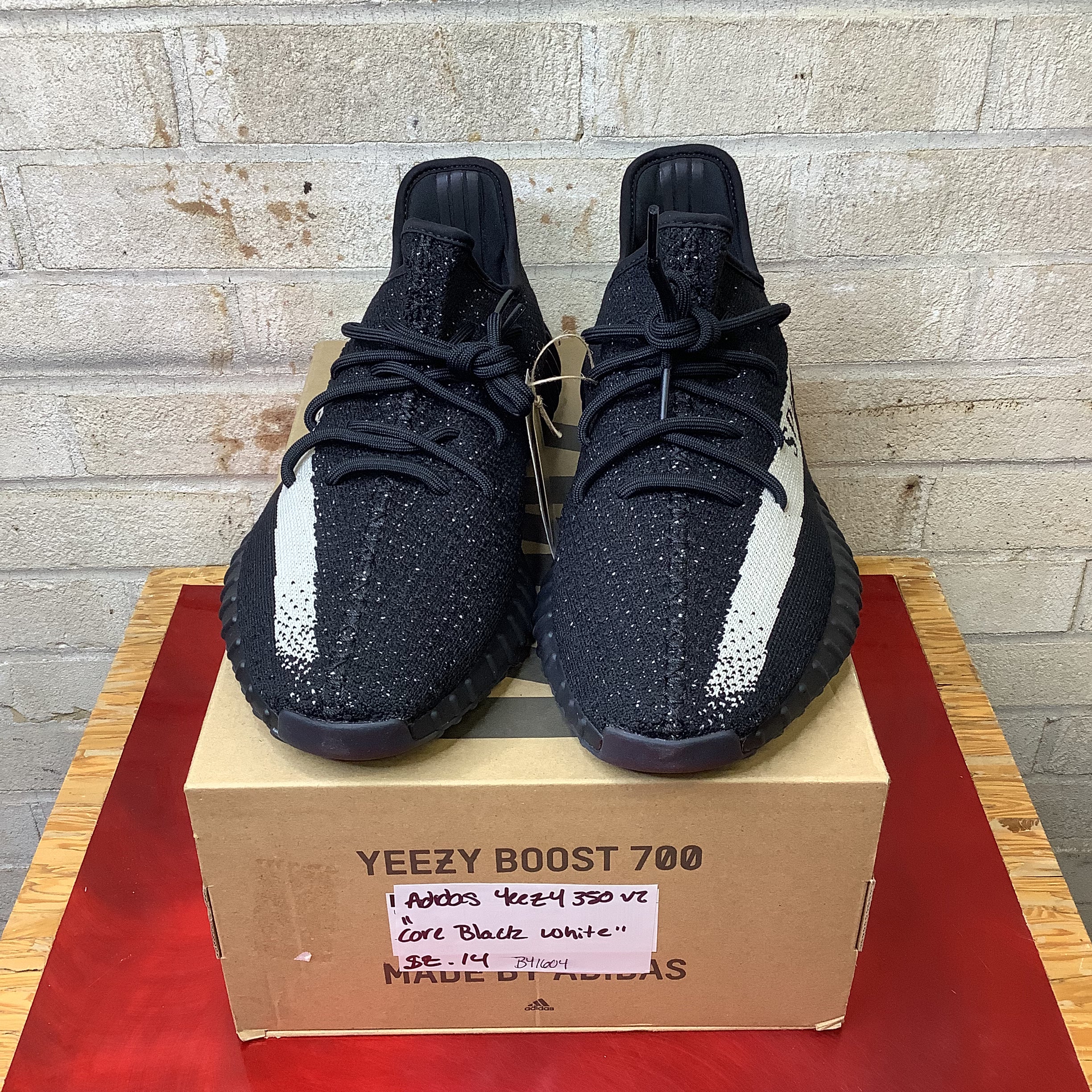 ADIDAS YEEZY 350 V2 CORE BLACK WHITE SIZE 14 BY1604
