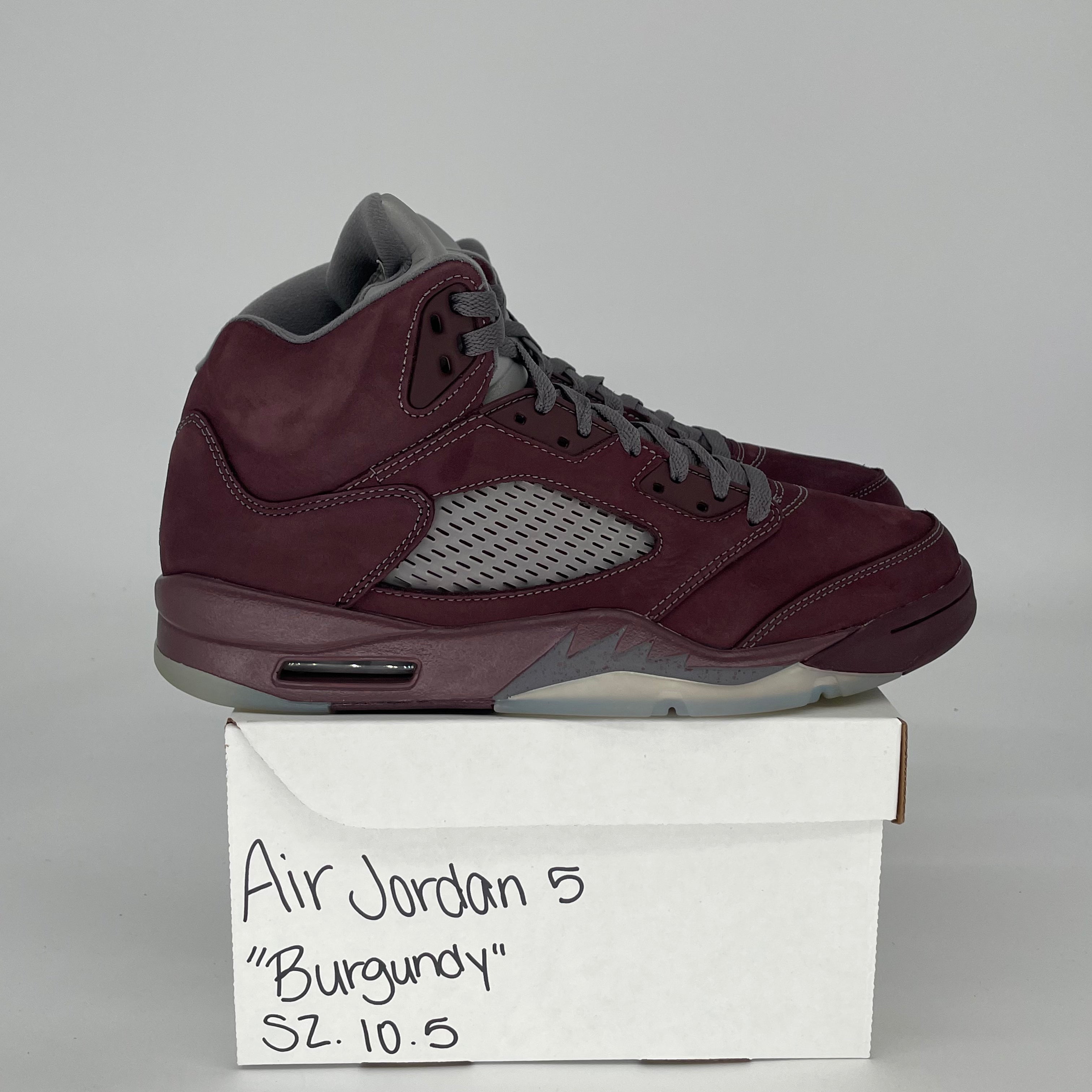 AIR JORDAN 5 BURGUNDY DZ4131-600 SIZE 10.5/12W