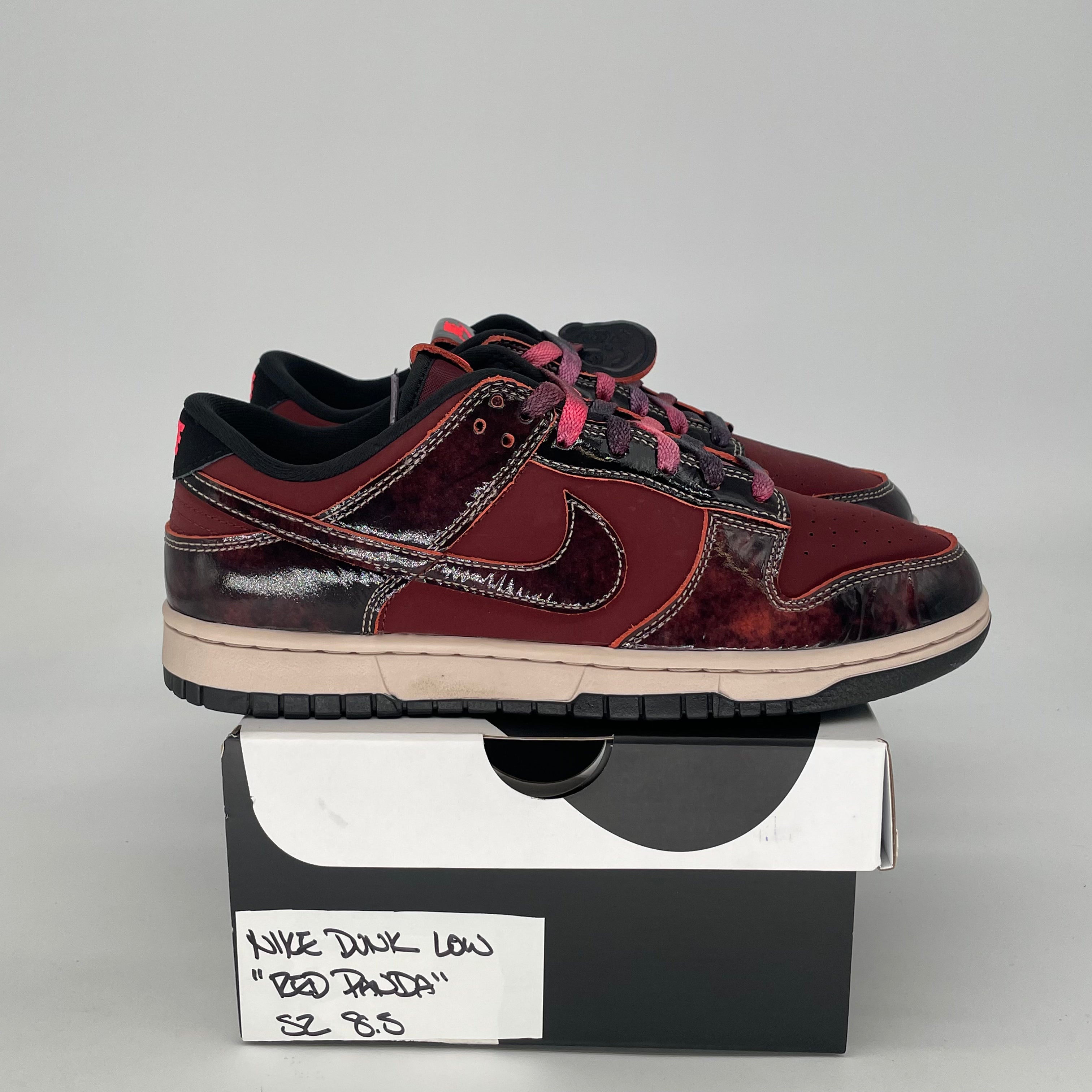 NIKE DUNK LOW RED PANDA HQ1965-600 SIZE 8.5/10W