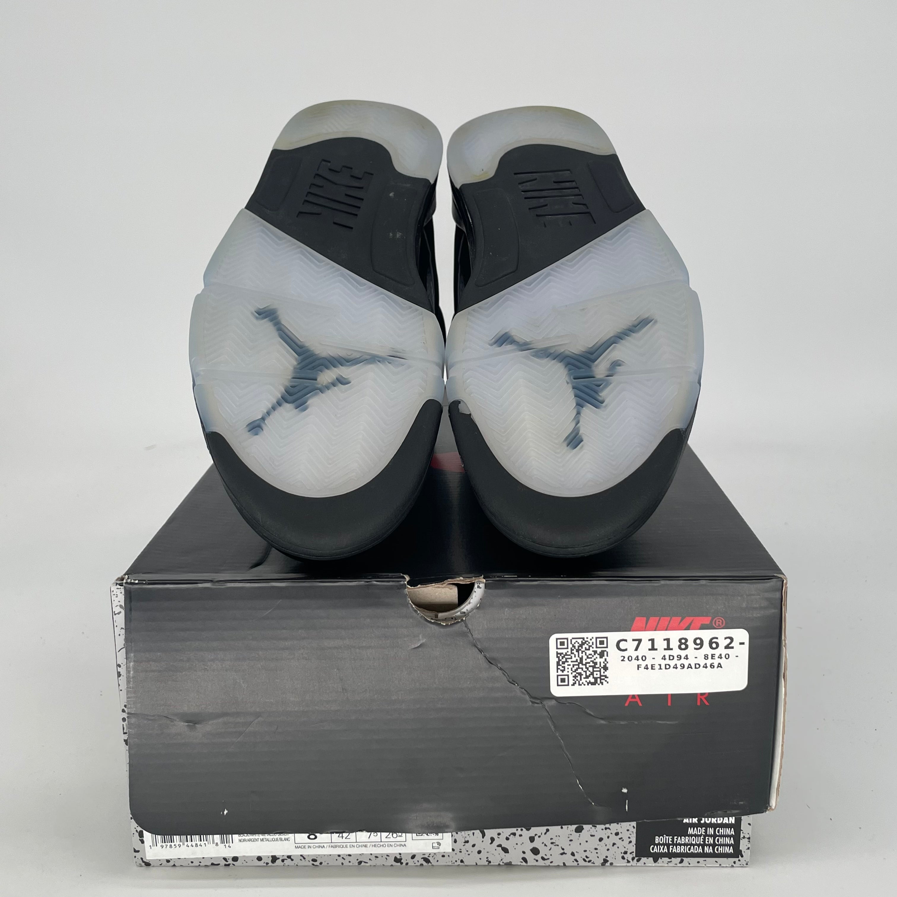 AIR JORDAN 5 BLACK METALLIC REIMAGINED HF3975-001 SIZE 8.5/10W