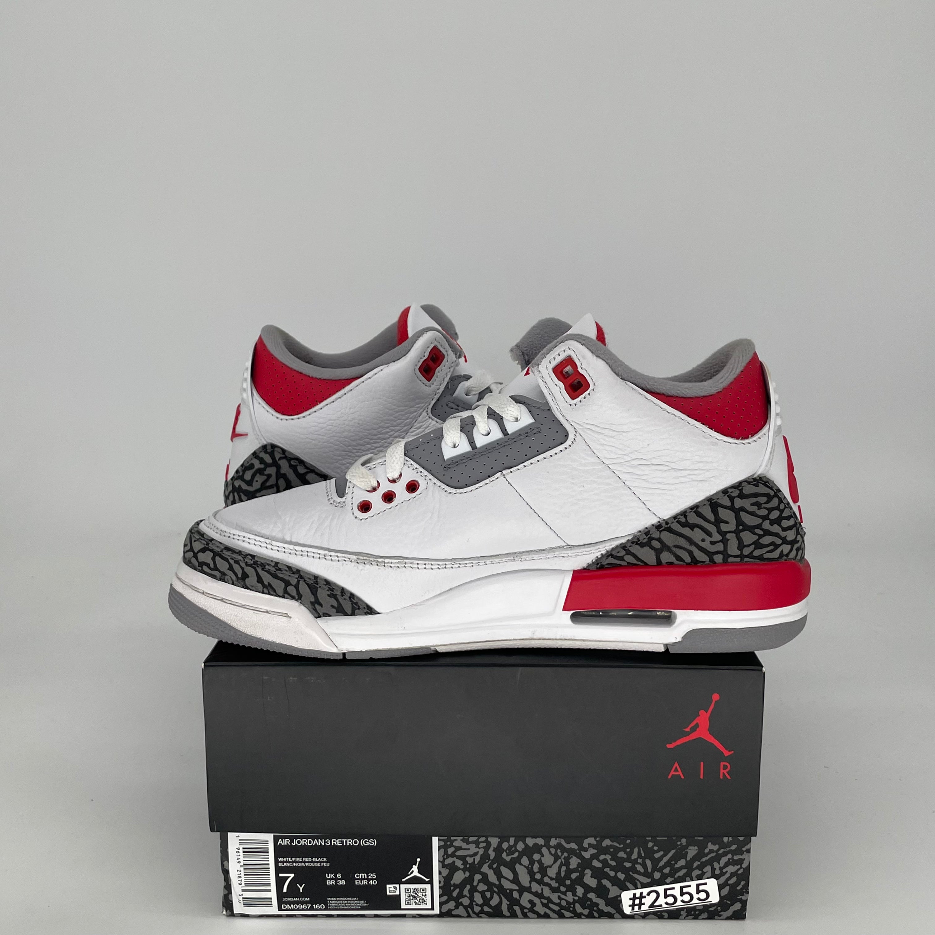 AIR JORDAN 3 FIRE RED DM0967-160 SIZE 7/8.5W