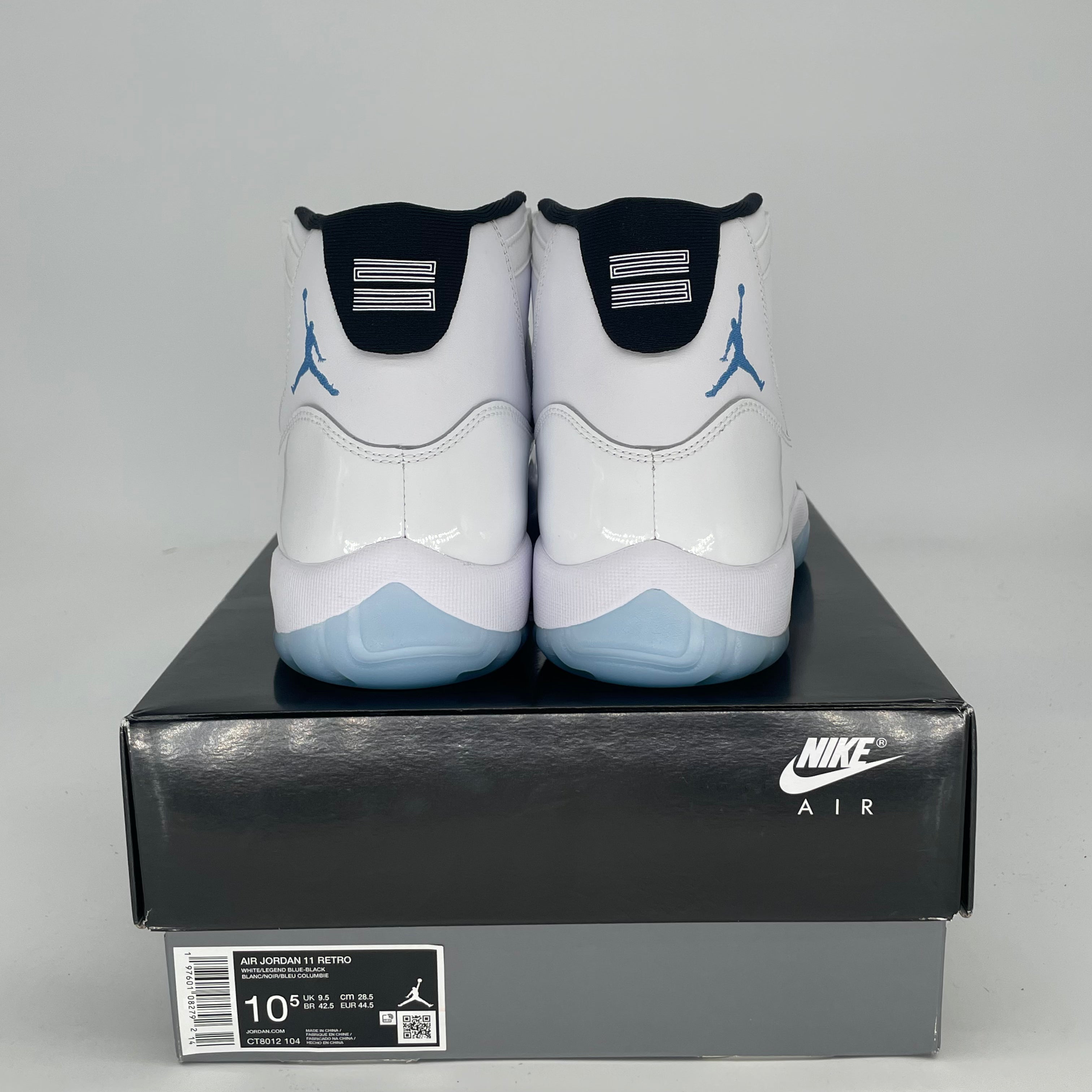 AIR JORDAN 11 LEGEND BLUE CT8012-104 SIZE 10.5/12W