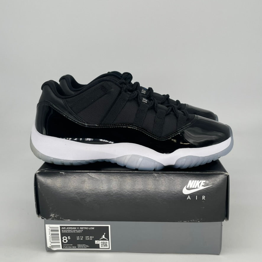 AIR JORDAN 11 LOW SPACE JAM FV5104-004 SIZE 8.5/10W