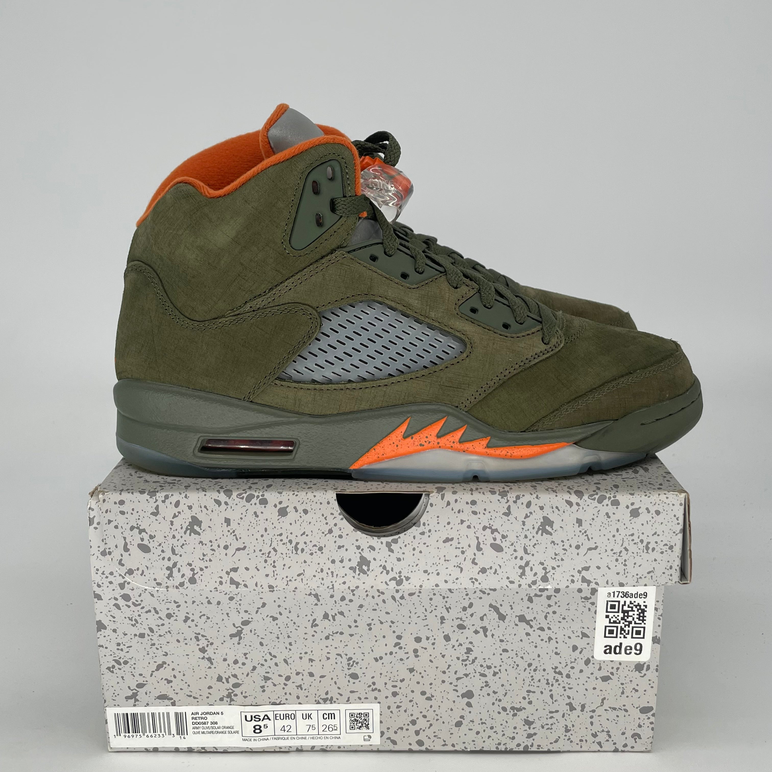 AIR JORDAN 5 OLIVE DD0587-308 SIZE 8.5/10W