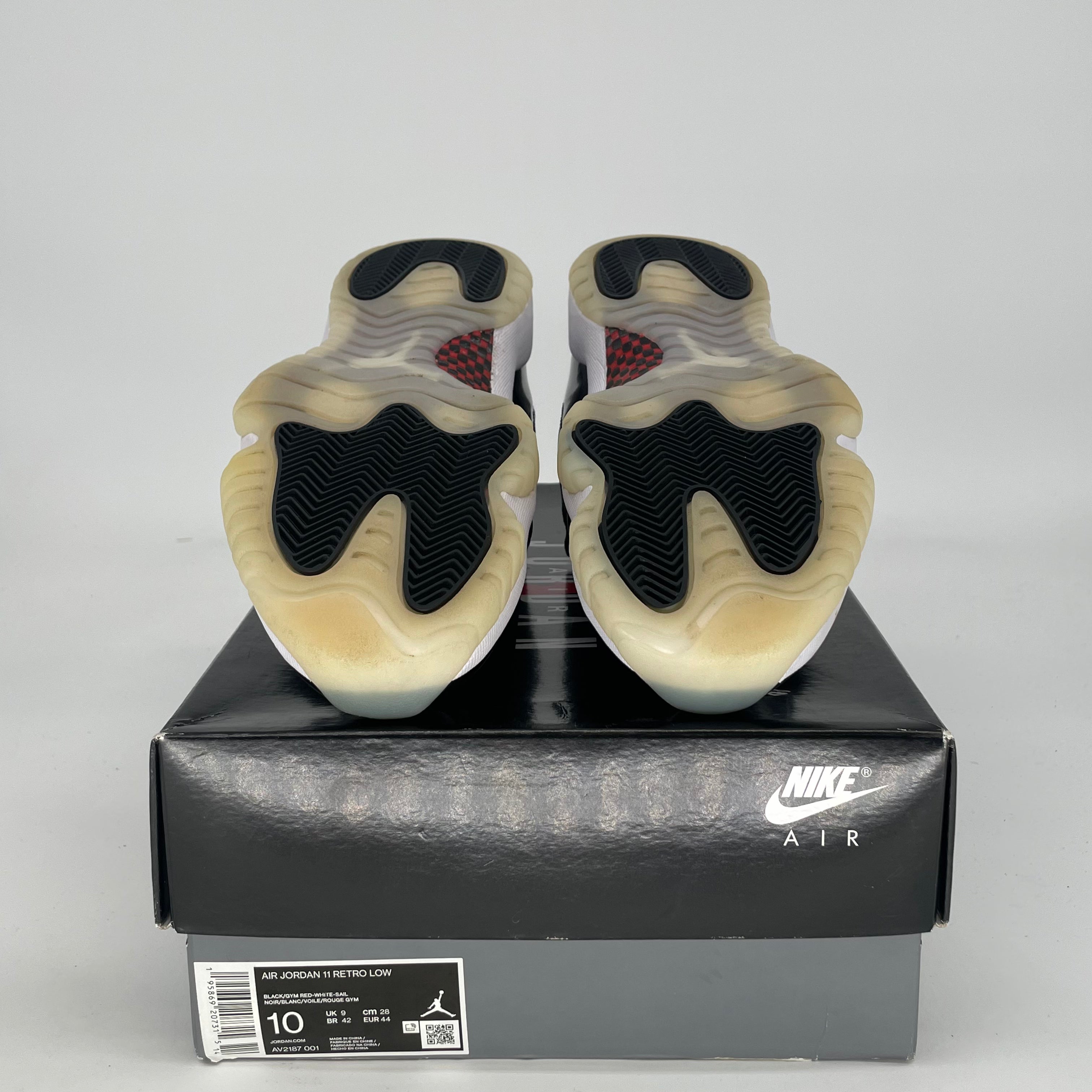 AIR JORDAN 11 LOW 72-10 AV2187-001 SIZE 10/11.5W