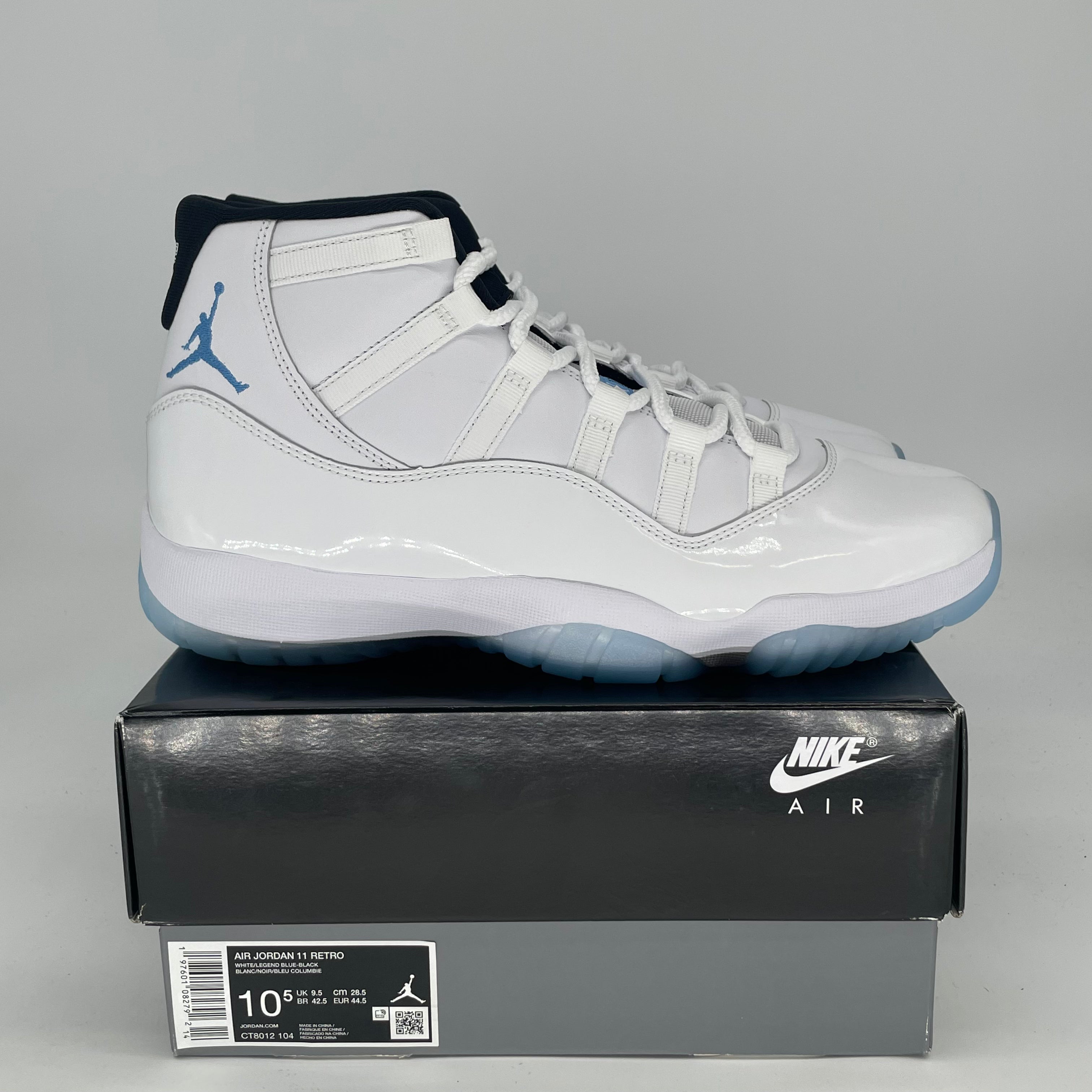 AIR JORDAN 11 LEGEND BLUE CT8012-104 SIZE 10.5/12W