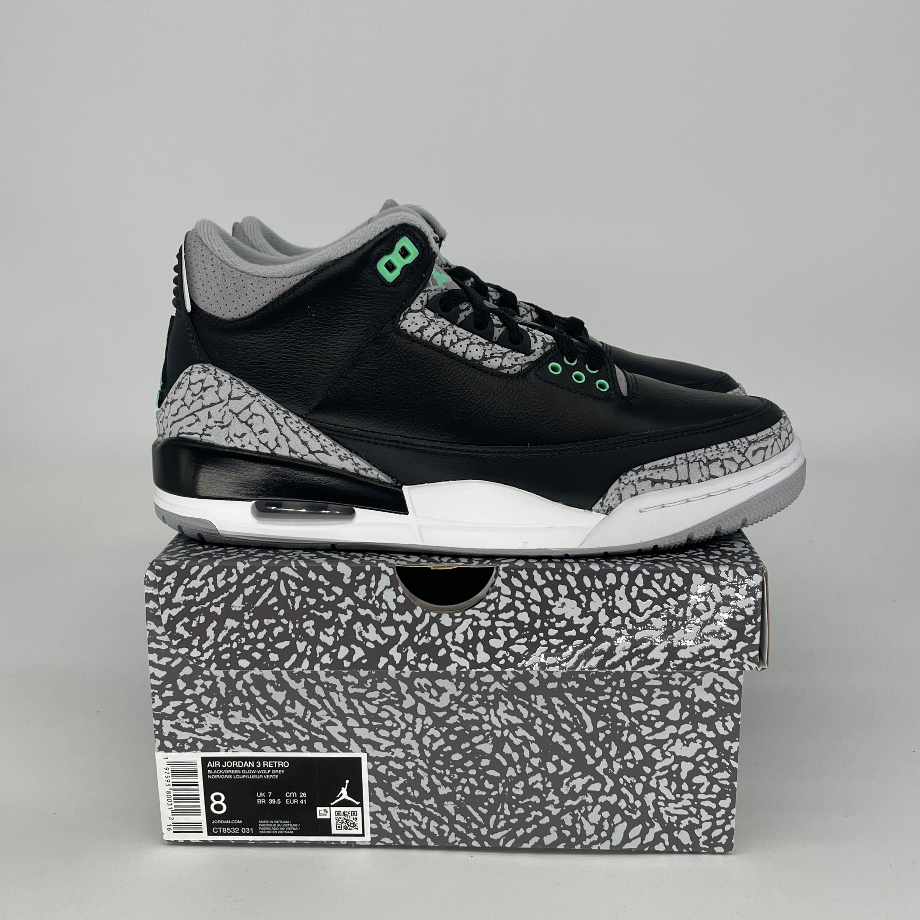AIR JORDAN 3 GREEN GLOW CT8532-031 SIZE 8/9.5W