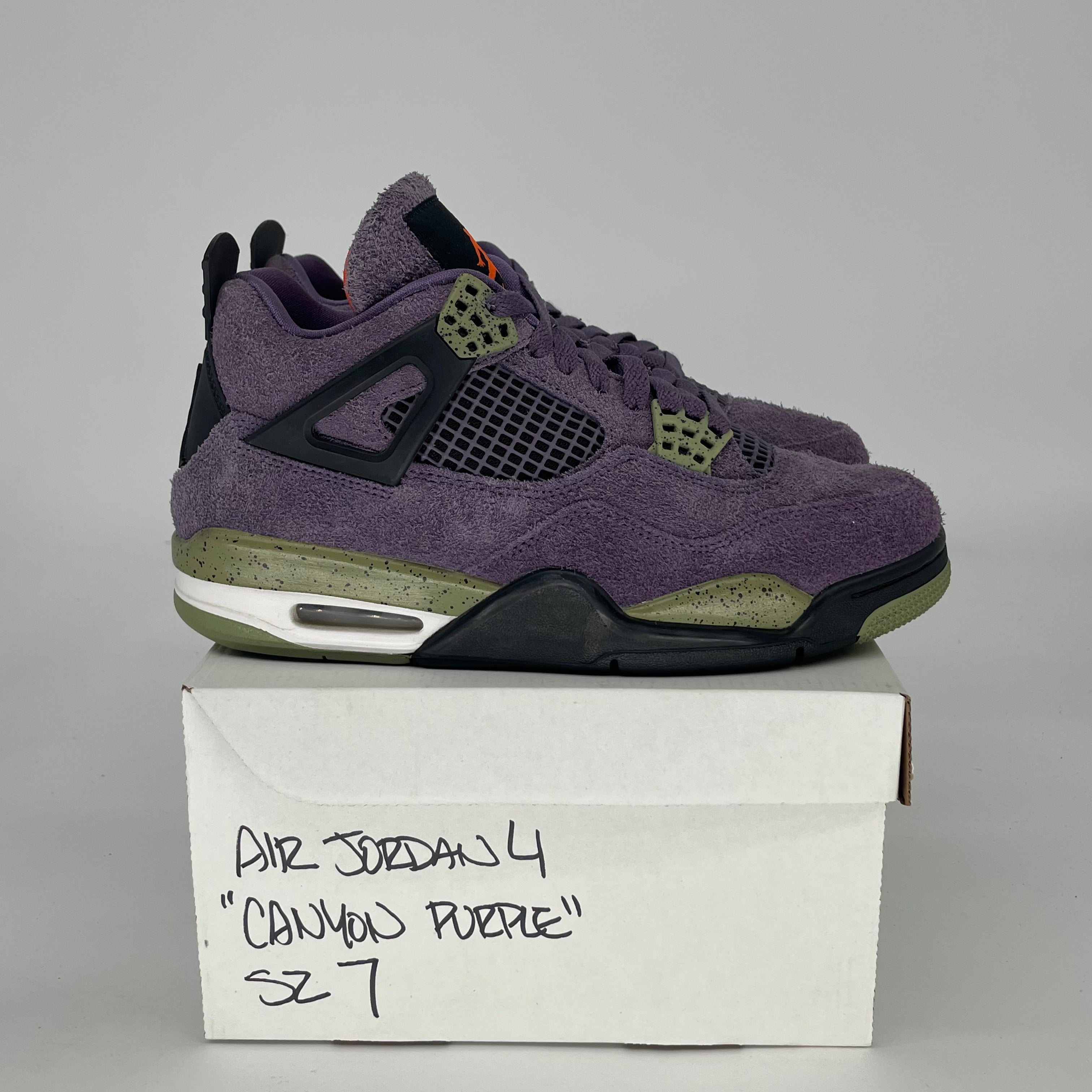 AIR JORDAN 4 CANYON PURPLE W AQ9129-500 SIZE 7/8.5W