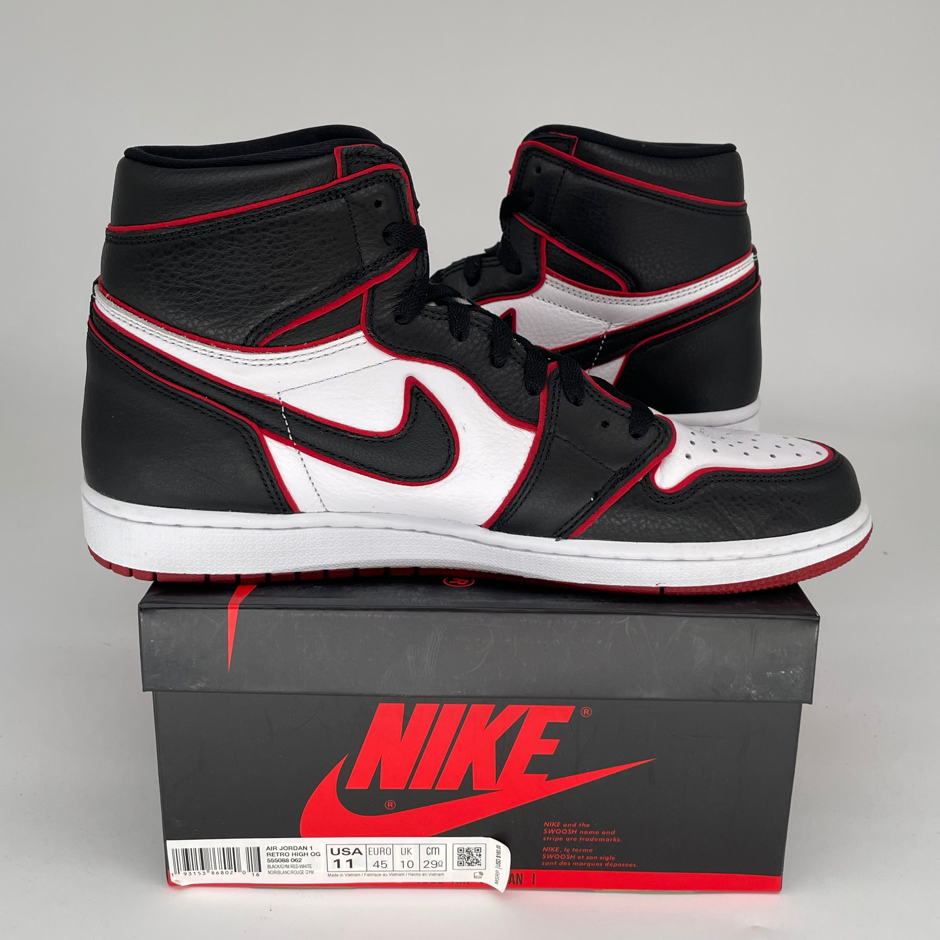 AIR JORDAN 1 BLOODLINE SIZE 11 555088-062