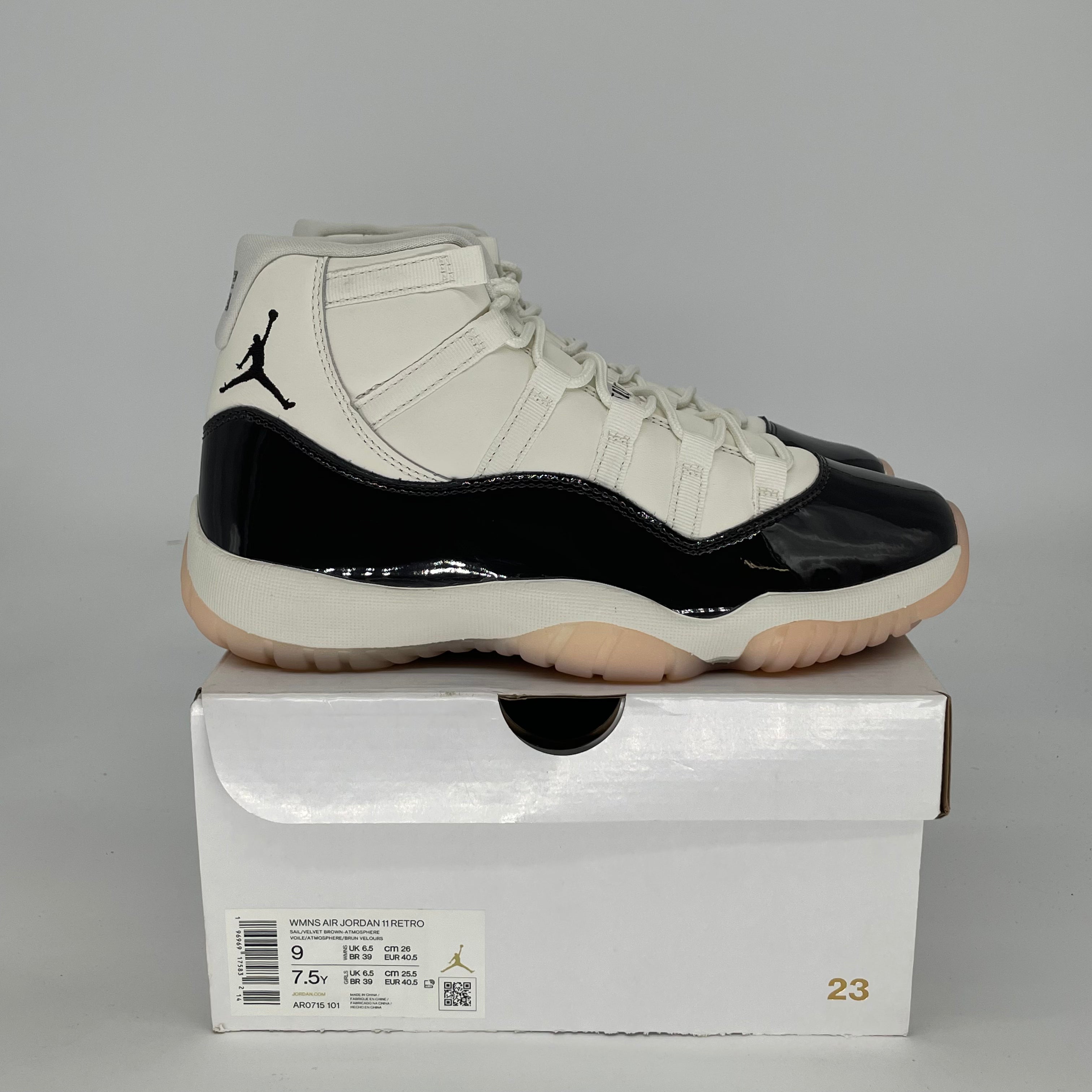 AIR JORDAN 11 NEAPOLITAN W AR0715-101 SIZE 7.5/9W