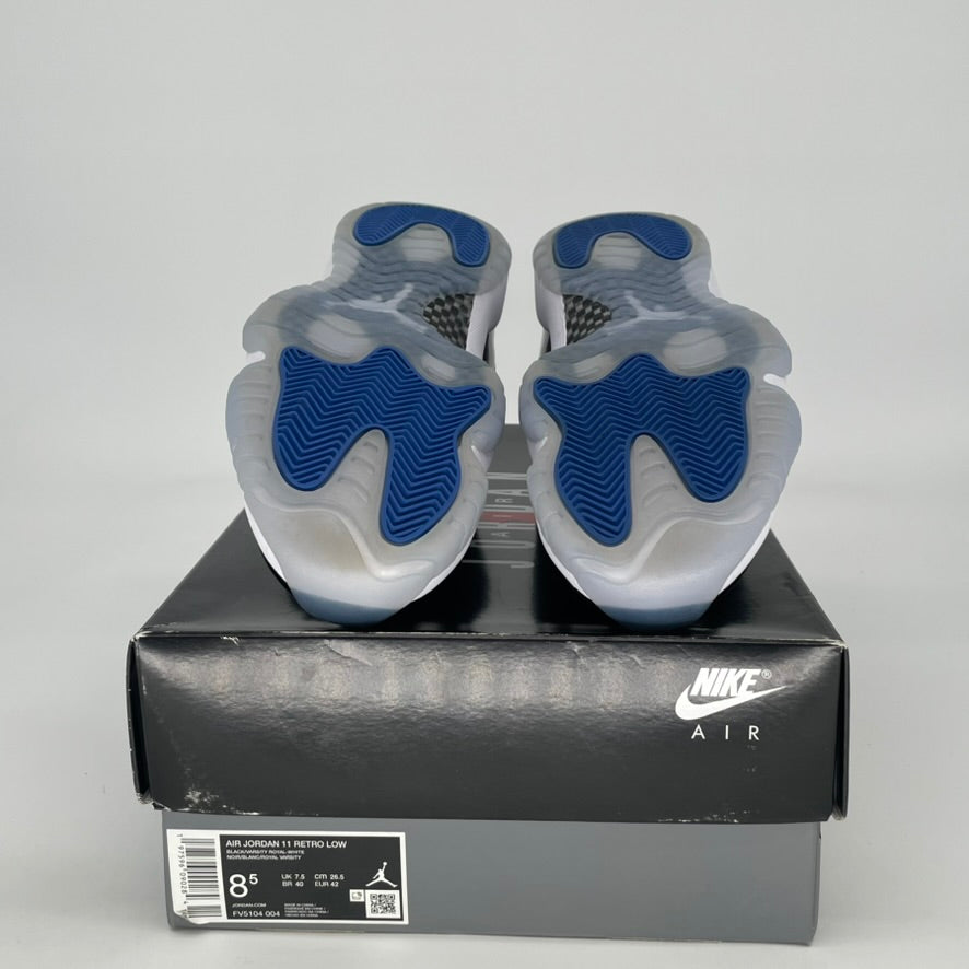 AIR JORDAN 11 LOW SPACE JAM FV5104-004 SIZE 8.5/10W