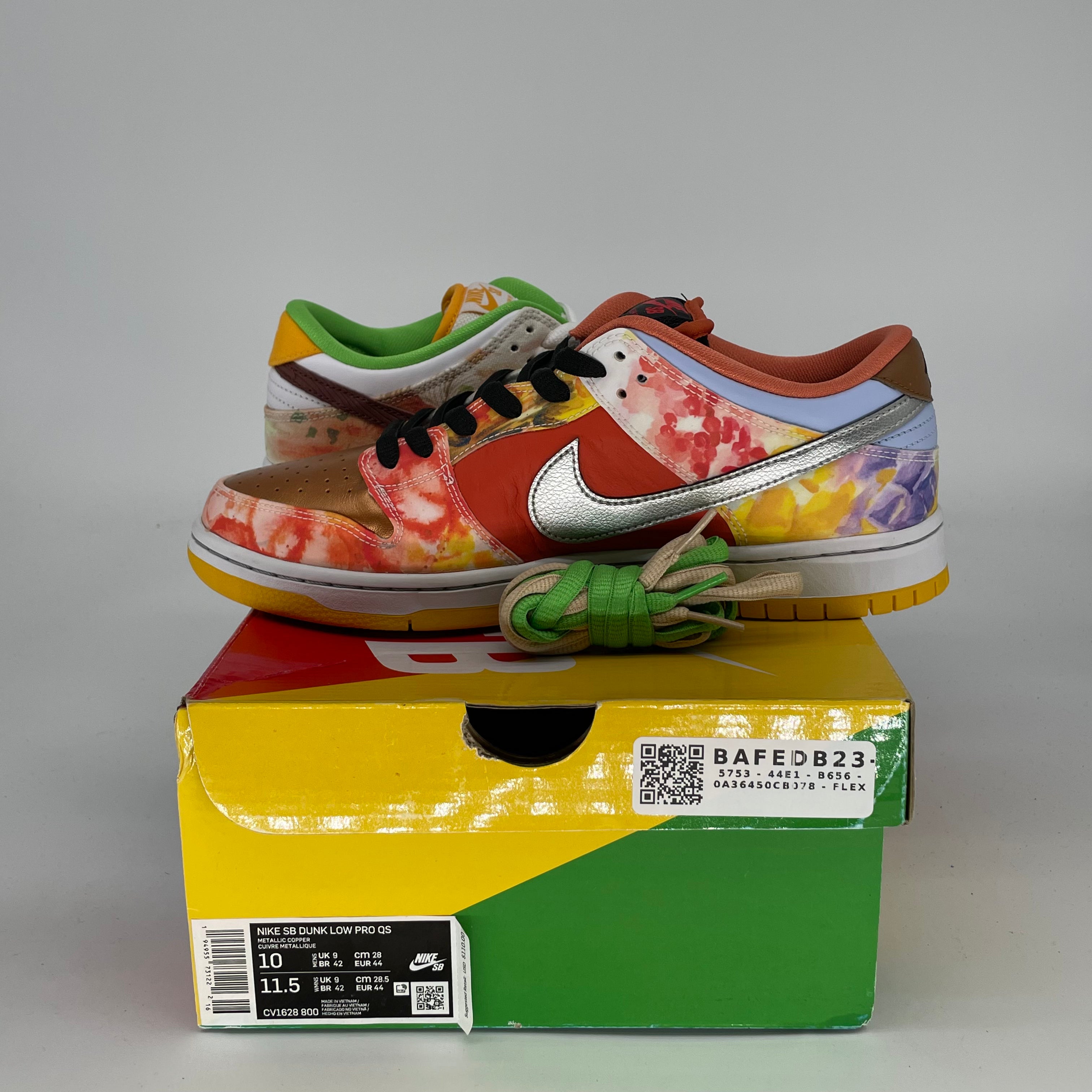 NIKE SB DUNK LOW STREET HAWKER SIZE 10/11.5W CV1628-800