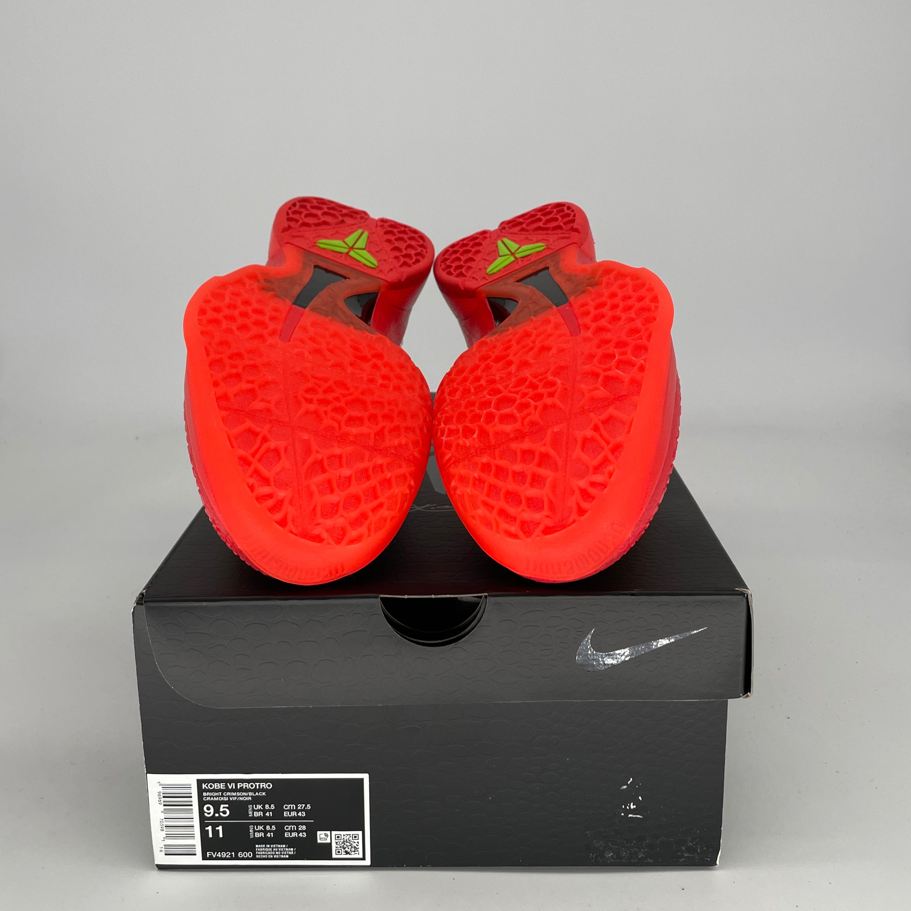 NIKE KOBE 6 PROTRO REVERSE GRINCH SIZE 9.5/11W FV4921-600