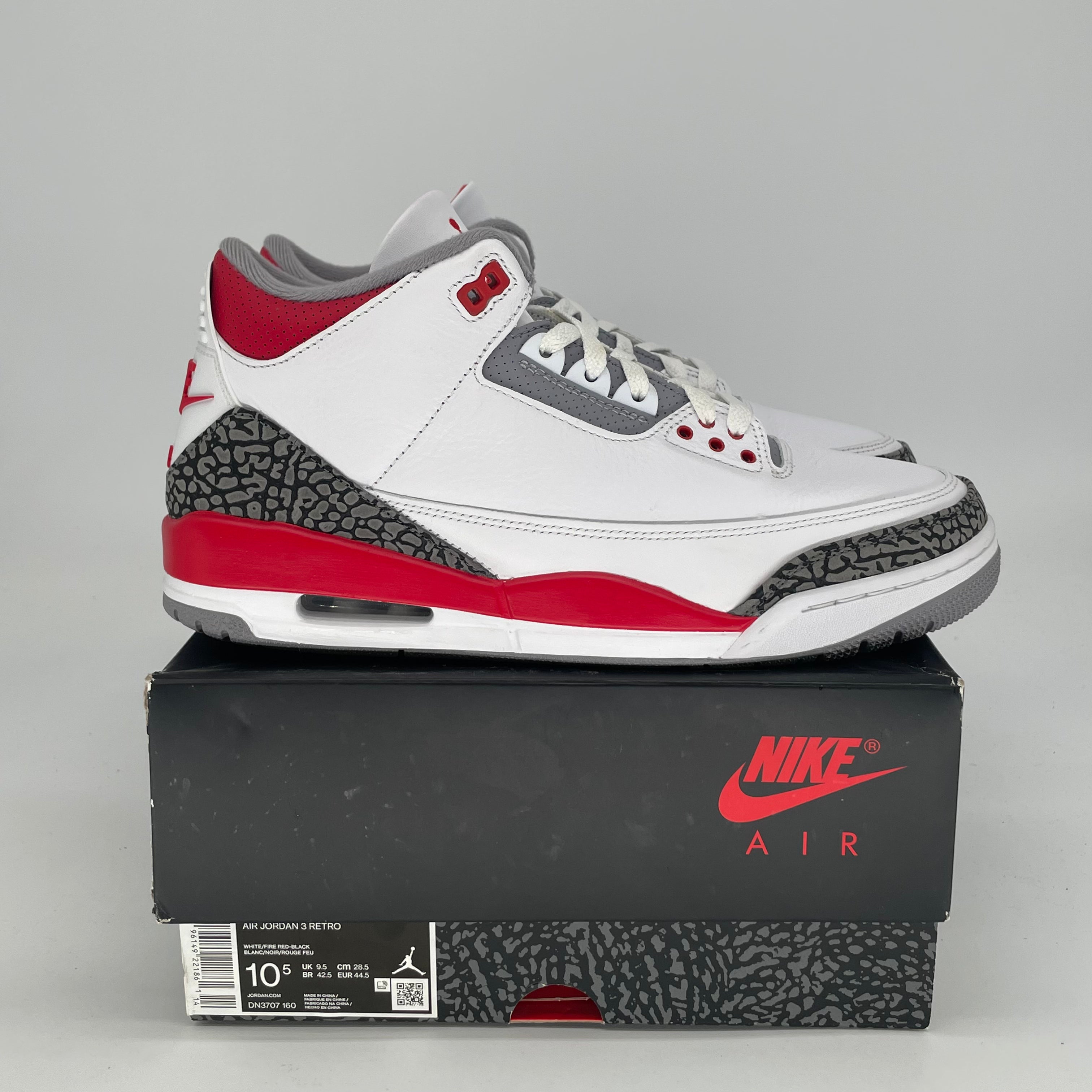 AIR JORDAN 3 FIRE RED DN3707-160 SIZE 10.5/12W