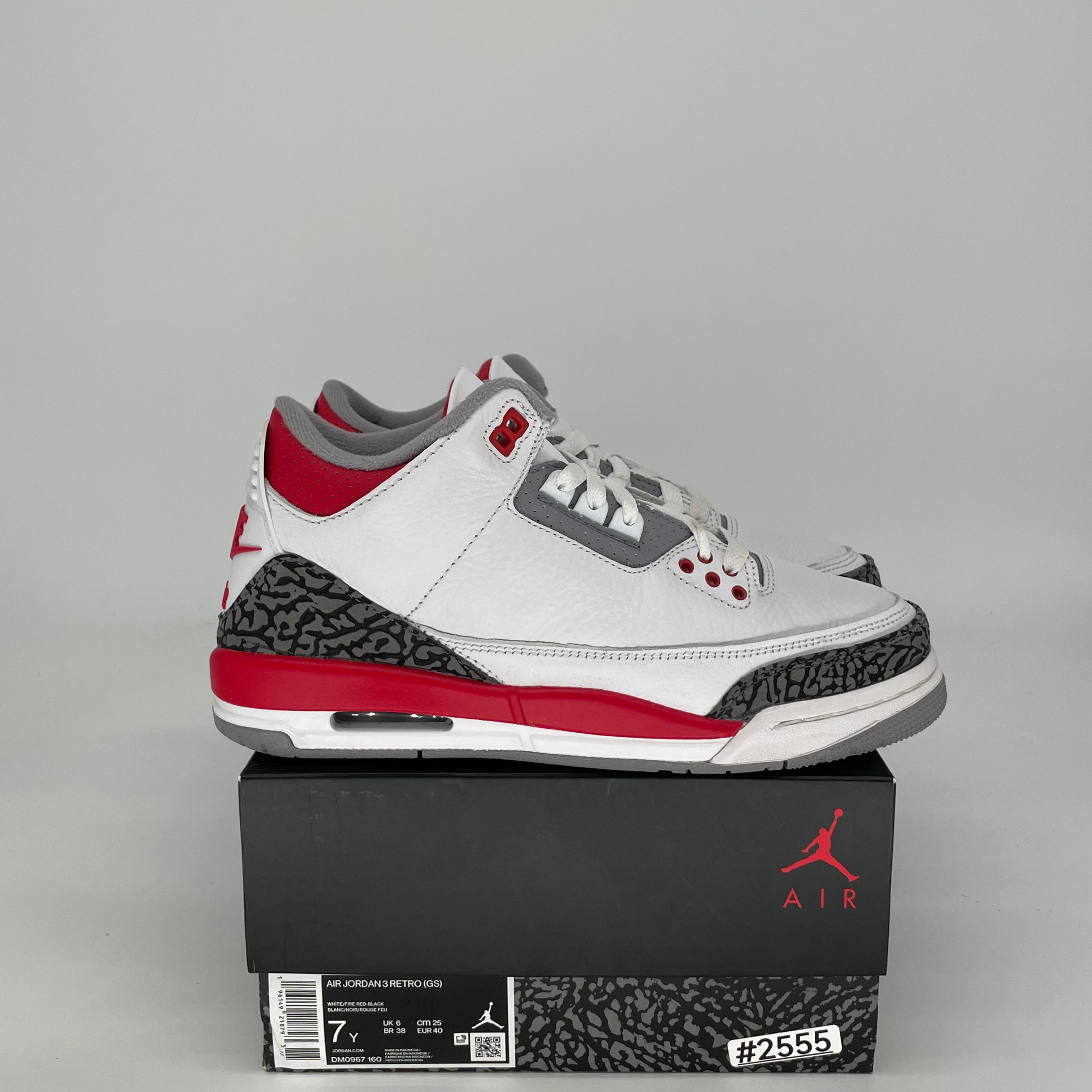 AIR JORDAN 3 FIRE RED DM0967-160 SIZE 7/8.5W