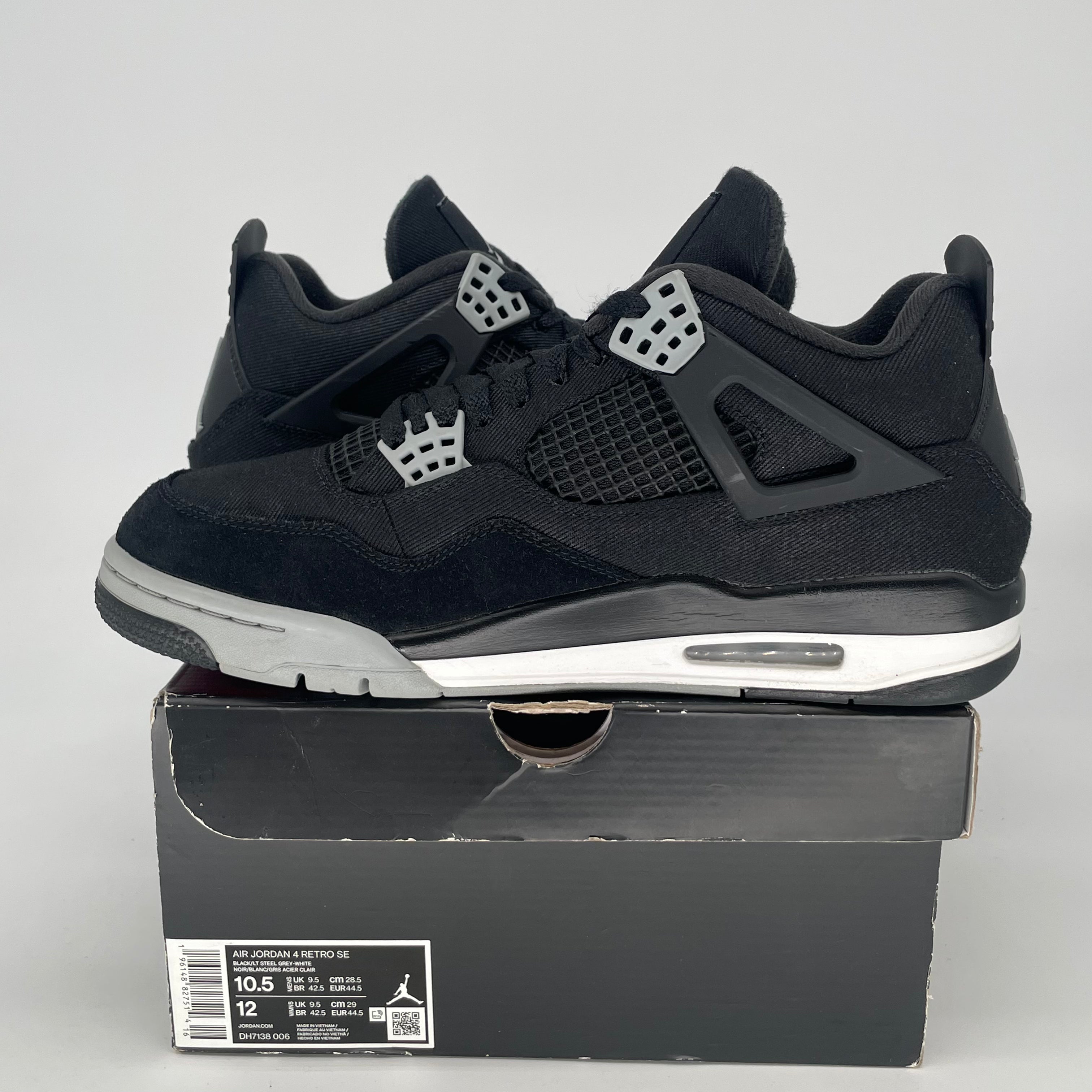 AIR JORDAN 4 BLACK CANVAS DH7138-006 SIZE 10.5/12W