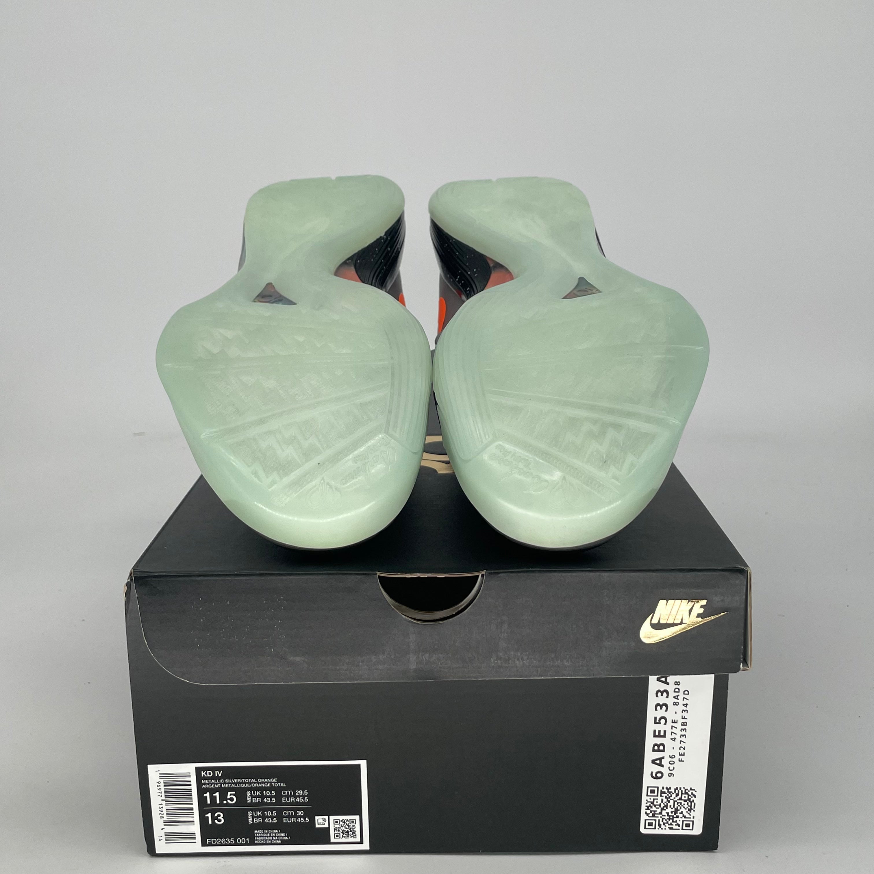 NIKE KD 4 GALAXY FD2635-001 SIZE 11.5/13W