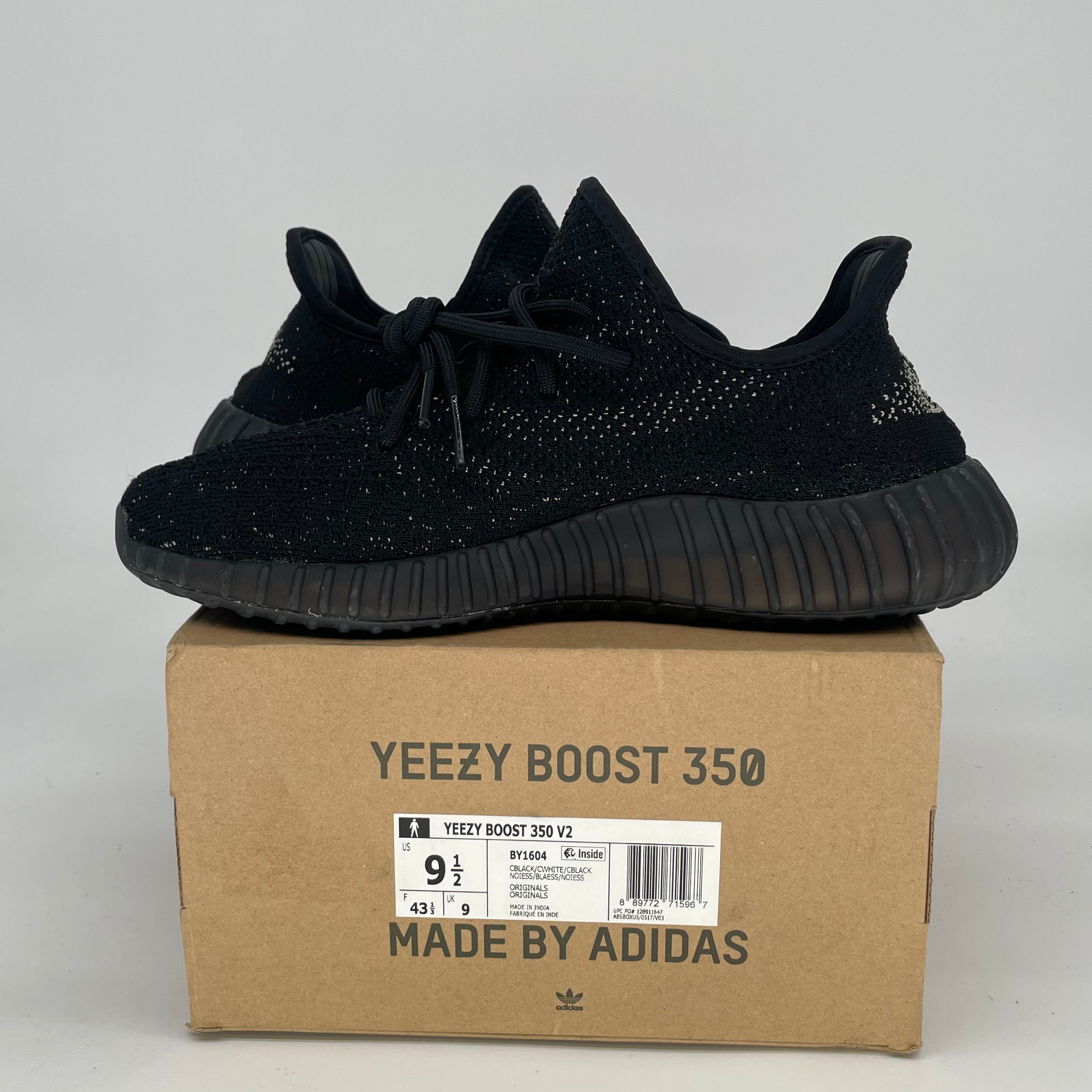 ADIDAS YEEZY 350 V2 CORE BLACK WHITE BY1604 SIZE 9.5/11W