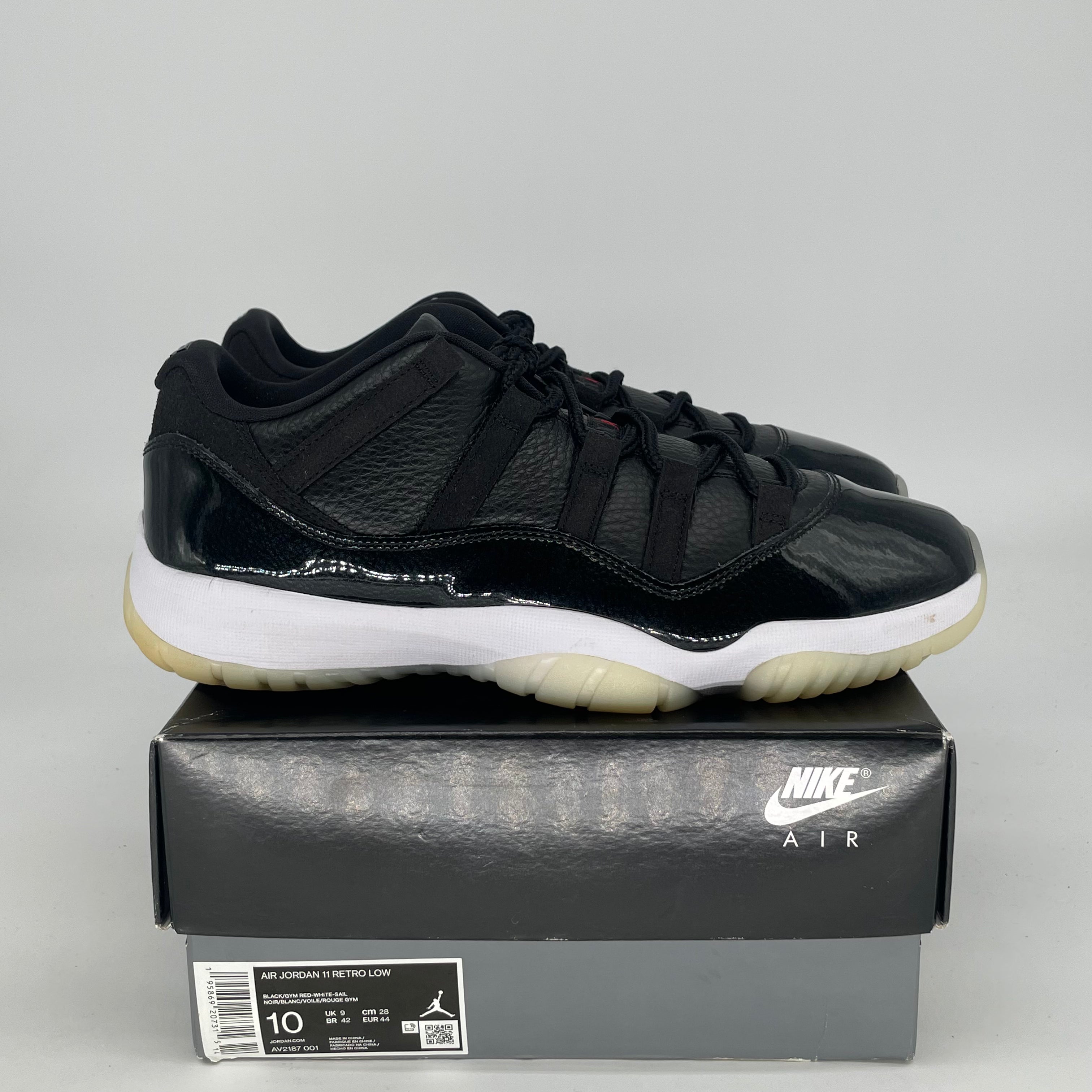 AIR JORDAN 11 LOW 72-10 AV2187-001 SIZE 10/11.5W