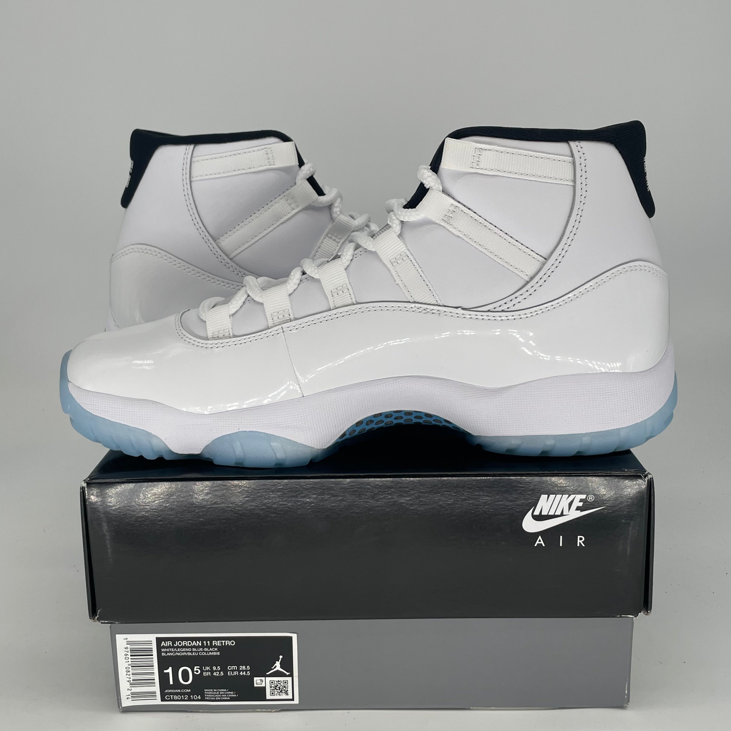 AIR JORDAN 11 LEGEND BLUE CT8012-104 SIZE 10.5/12W