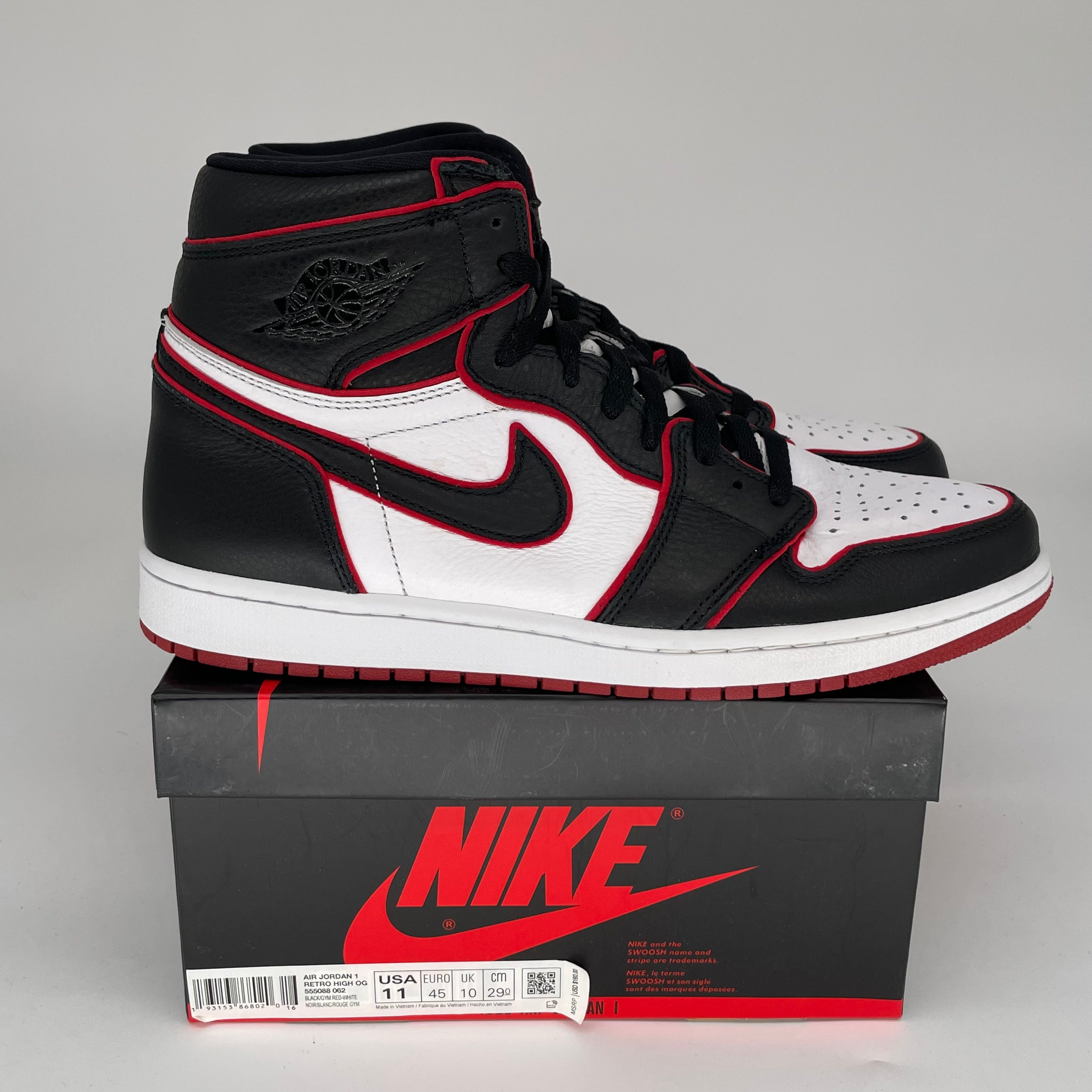 AIR JORDAN 1 BLOODLINE SIZE 11 555088-062
