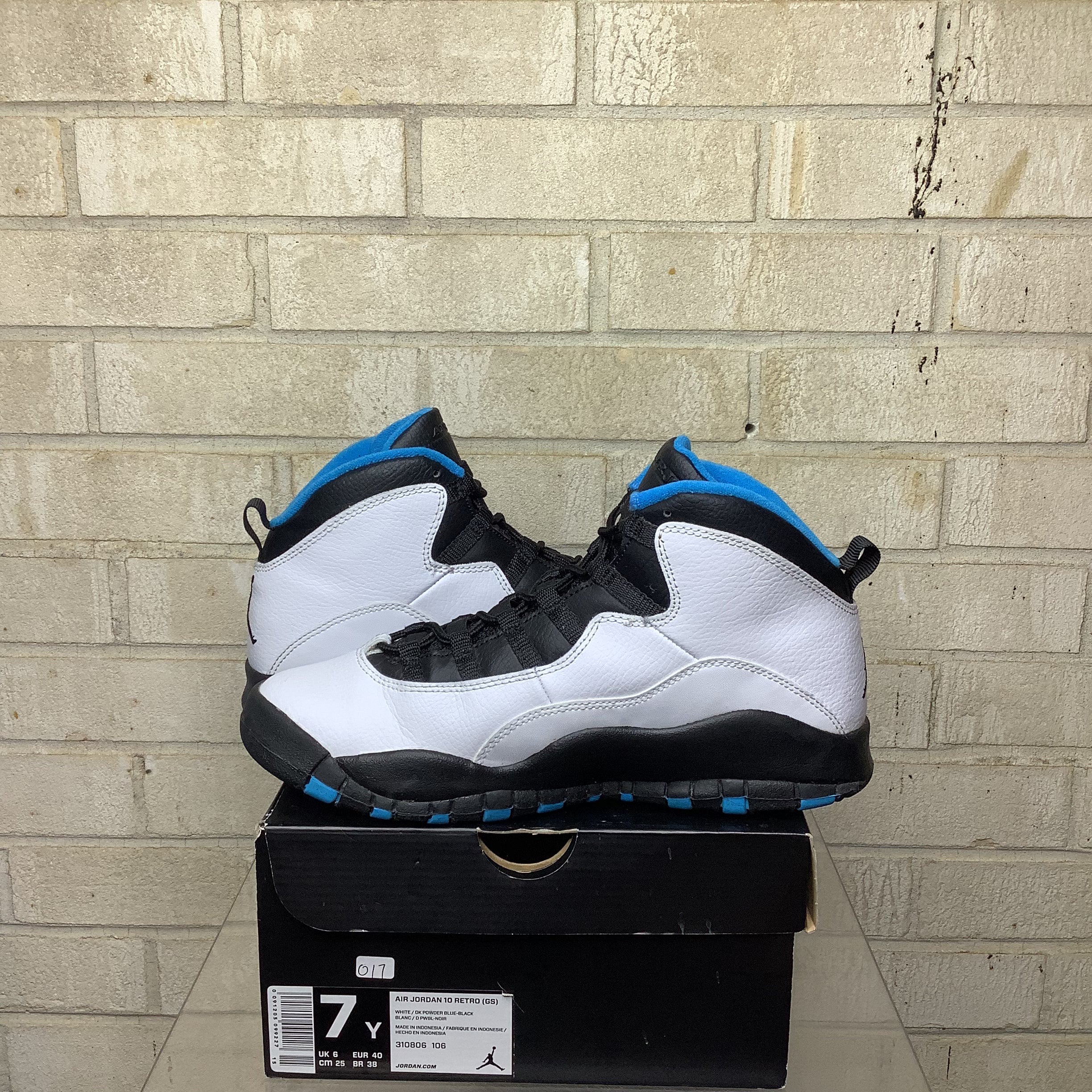 AIR JORDAN 10 POWDER BLUE SIZE 7Y 310806-106