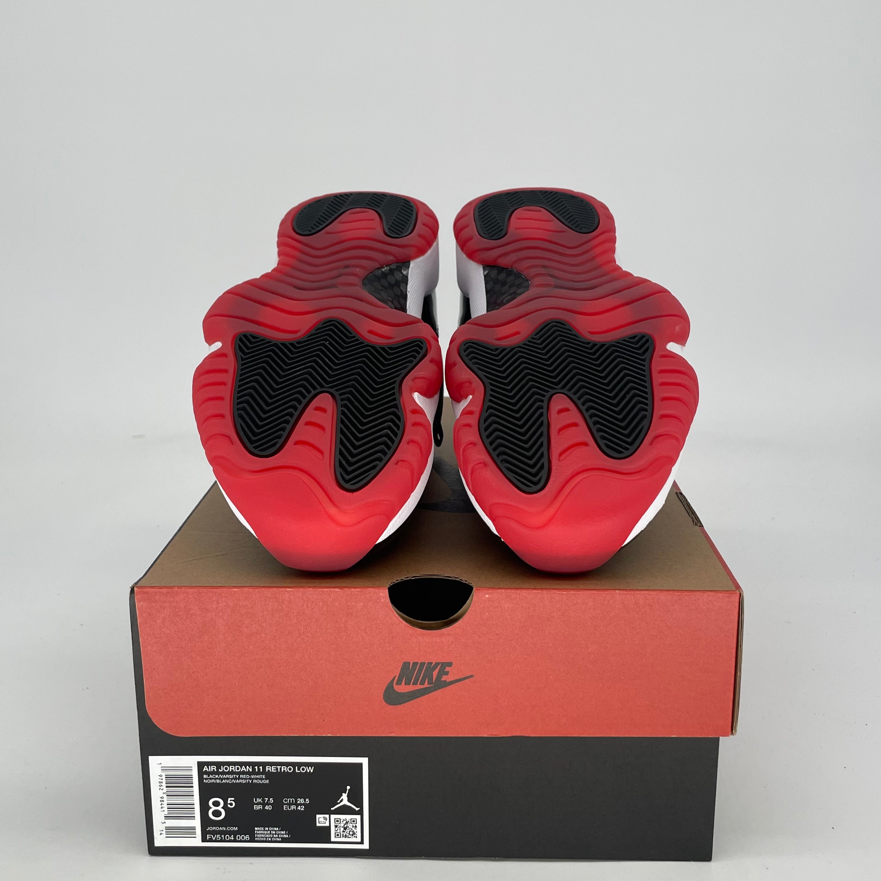 AIR JORDAN 11 LOW BRED FV5104-006 SIZE 8.5/10W