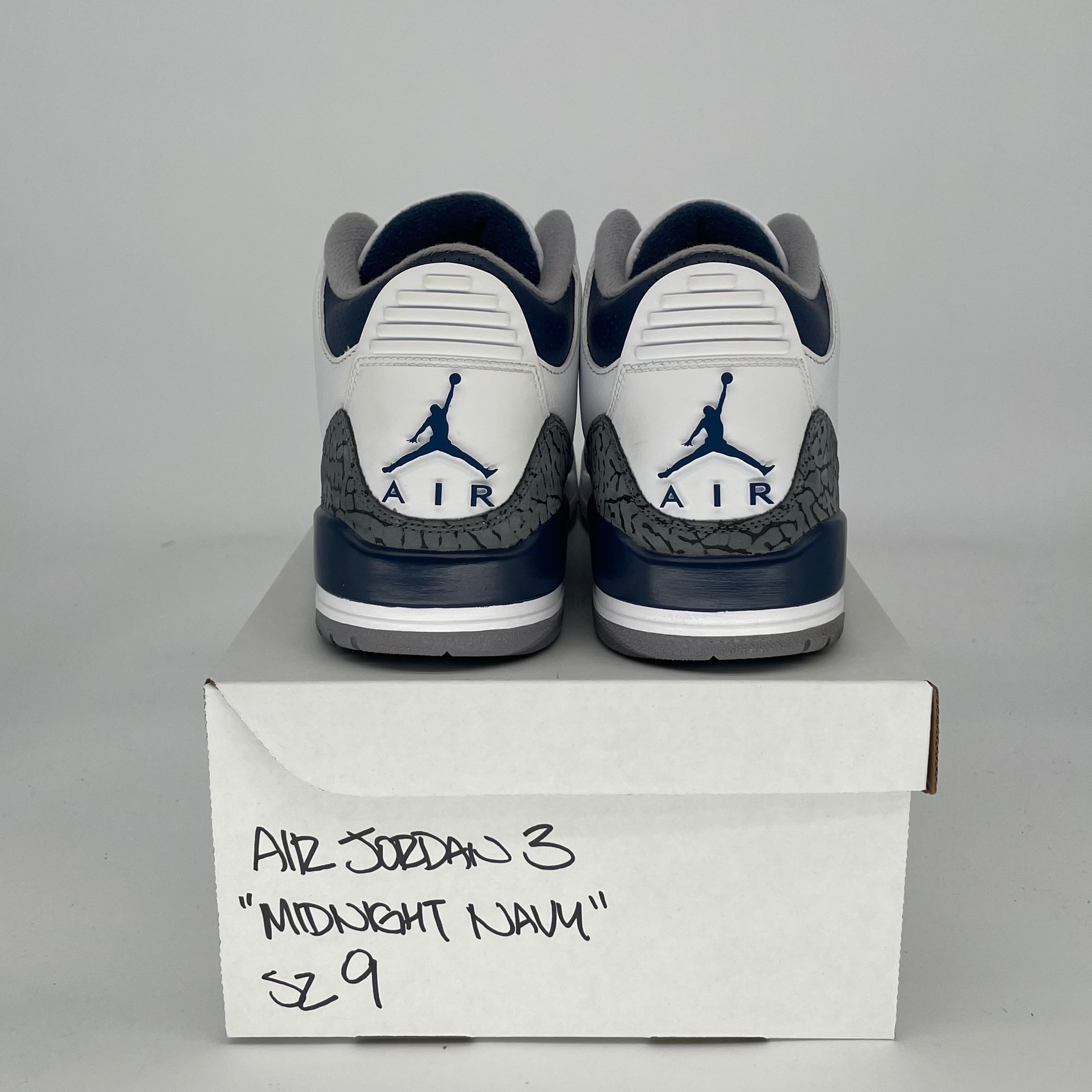 AIR JORDAN 3 MIDNIGHT NAVY CT8532-140 SIZE 9/10.5W