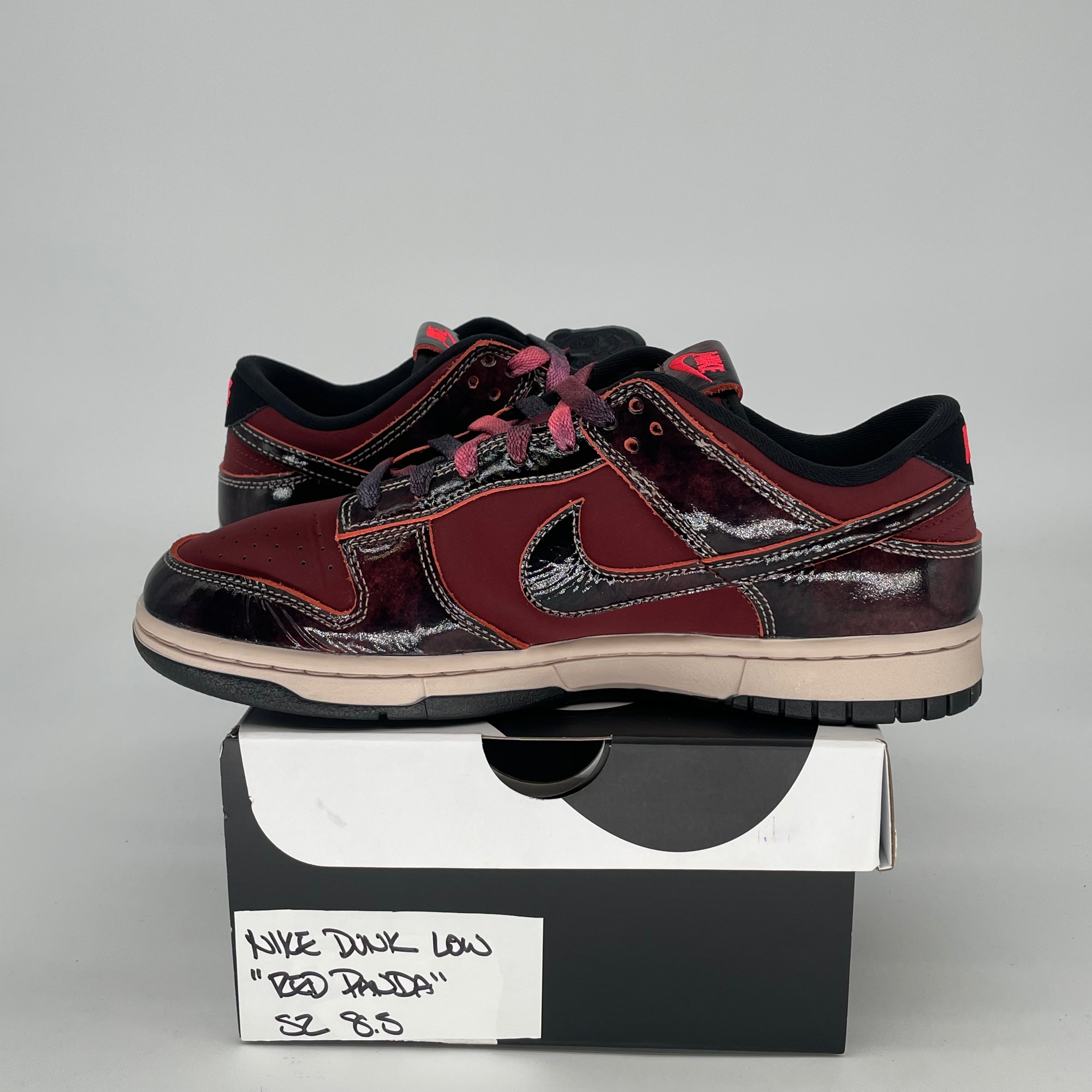 NIKE DUNK LOW RED PANDA HQ1965-600 SIZE 8.5/10W