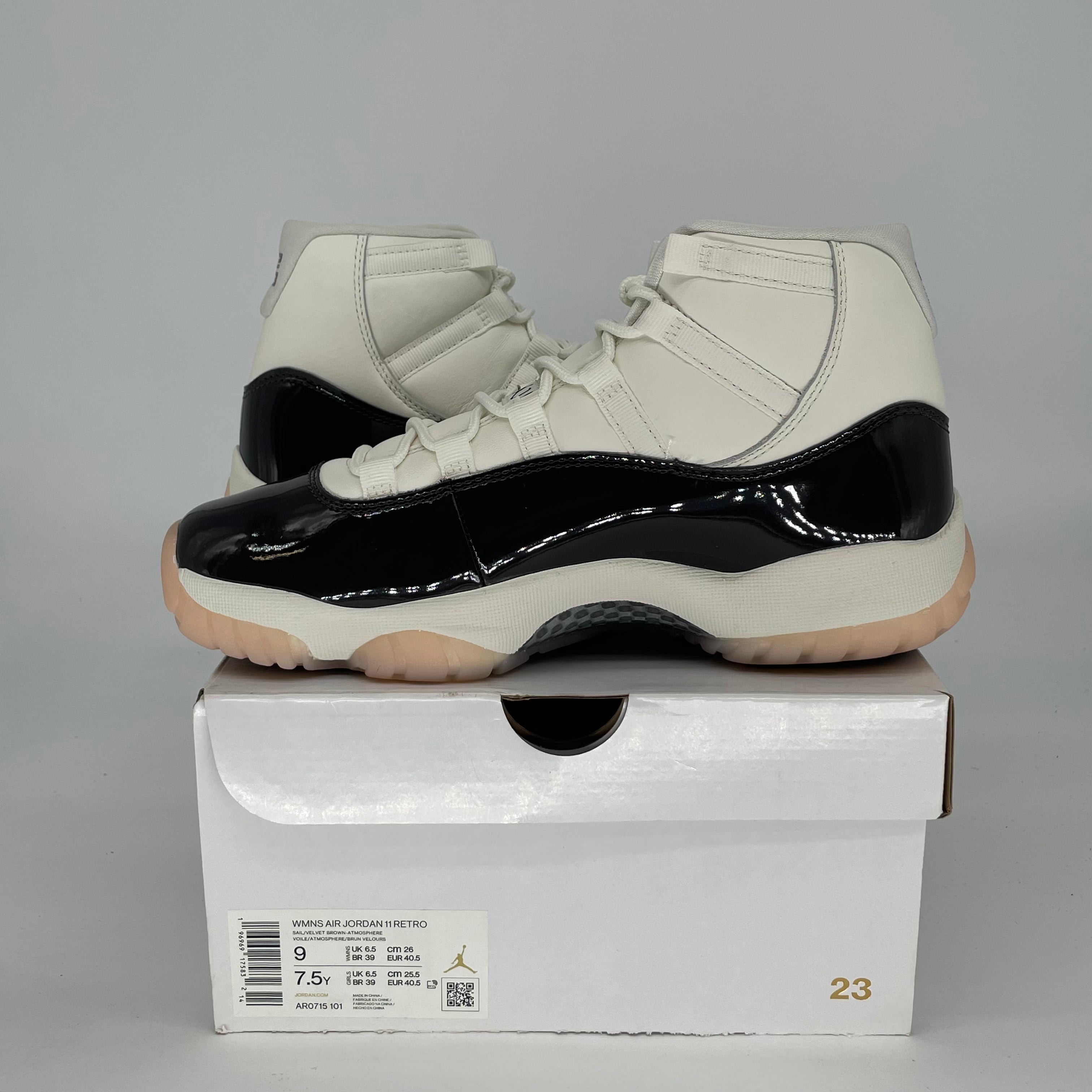 AIR JORDAN 11 NEAPOLITAN W AR0715-101 SIZE 7.5/9W