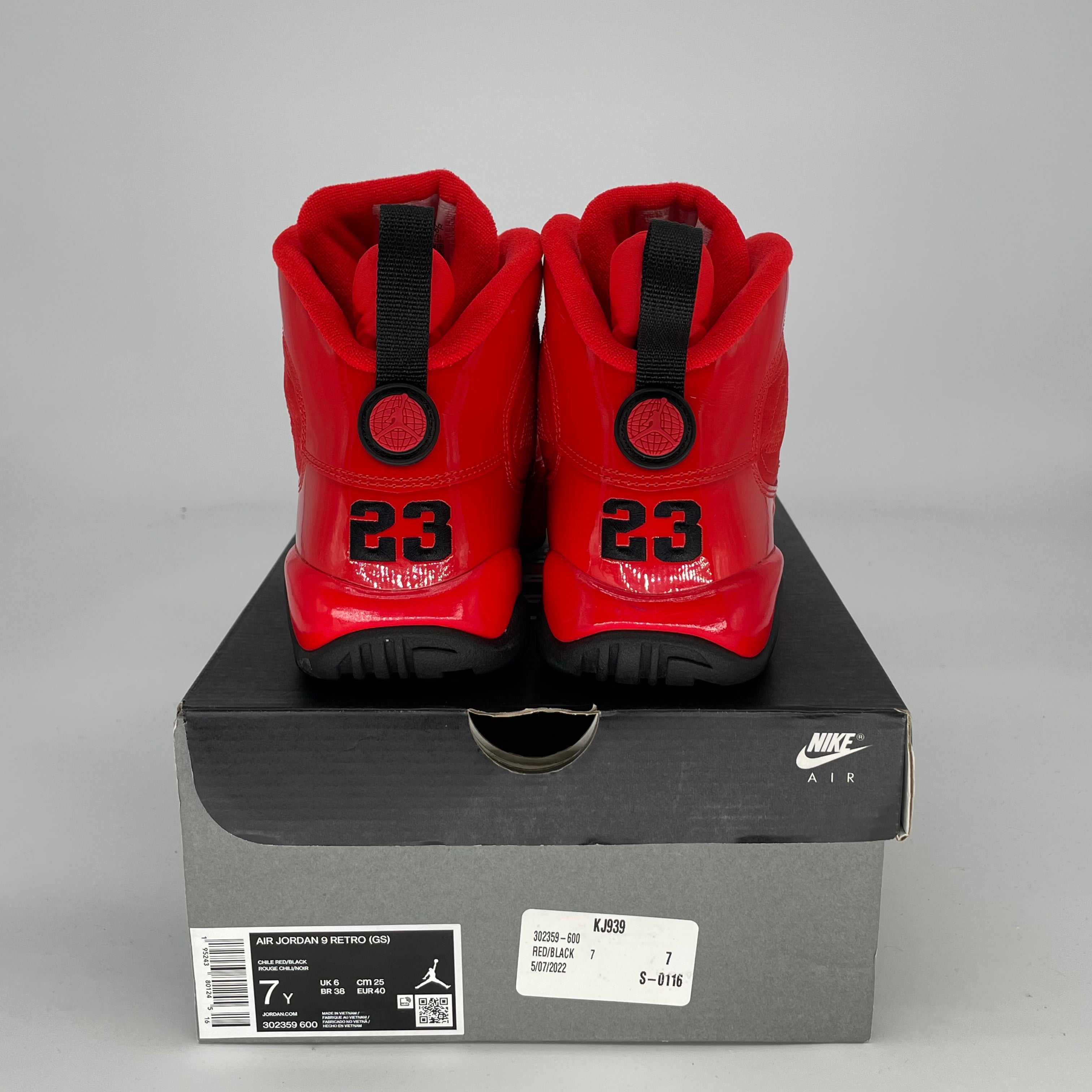 AIR JORDAN 9 CHILE RED SIZE 7/8.5W 302359-600