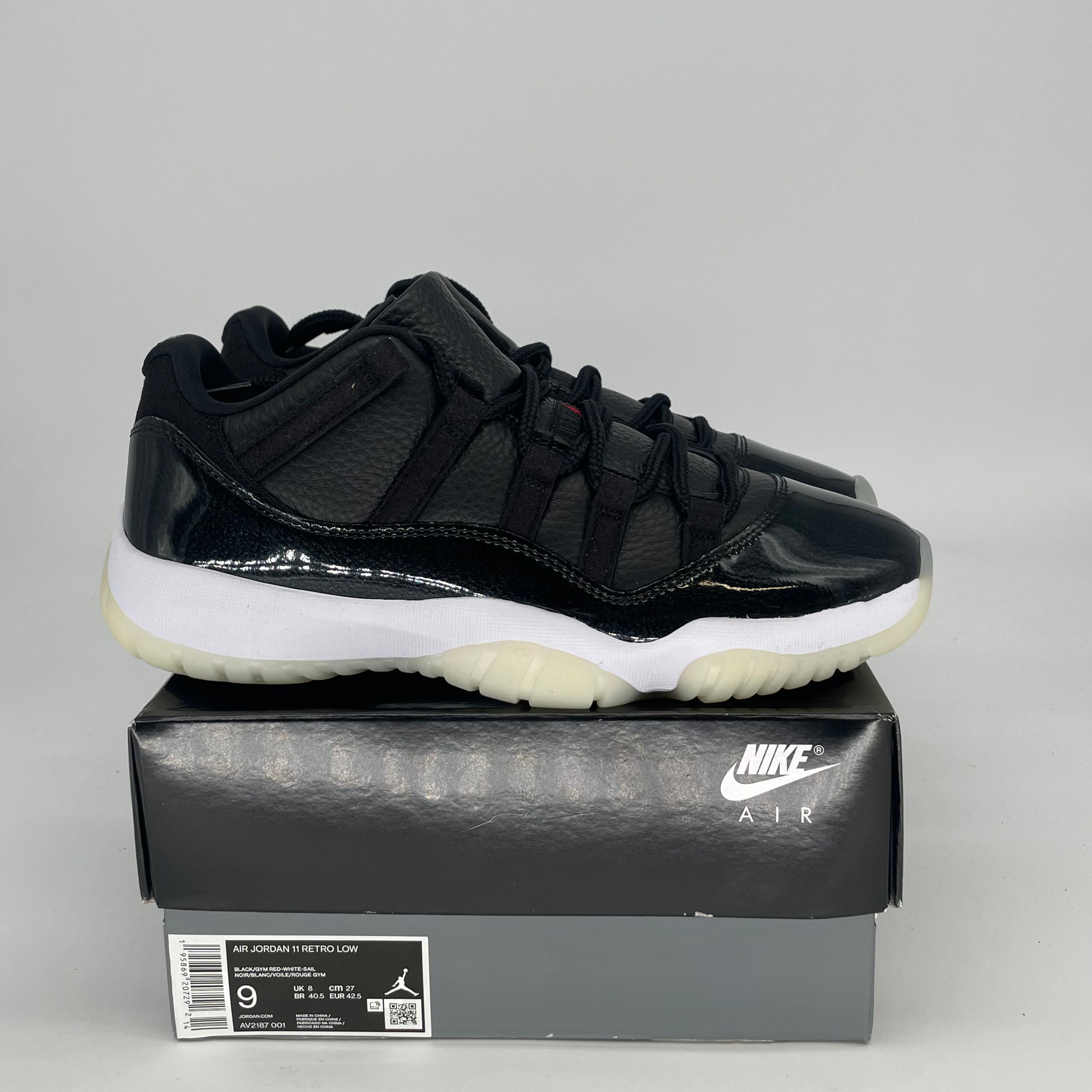 AIR JORDAN 11 LOW 72-10 AV2187-001 SIZE 9/10.5W