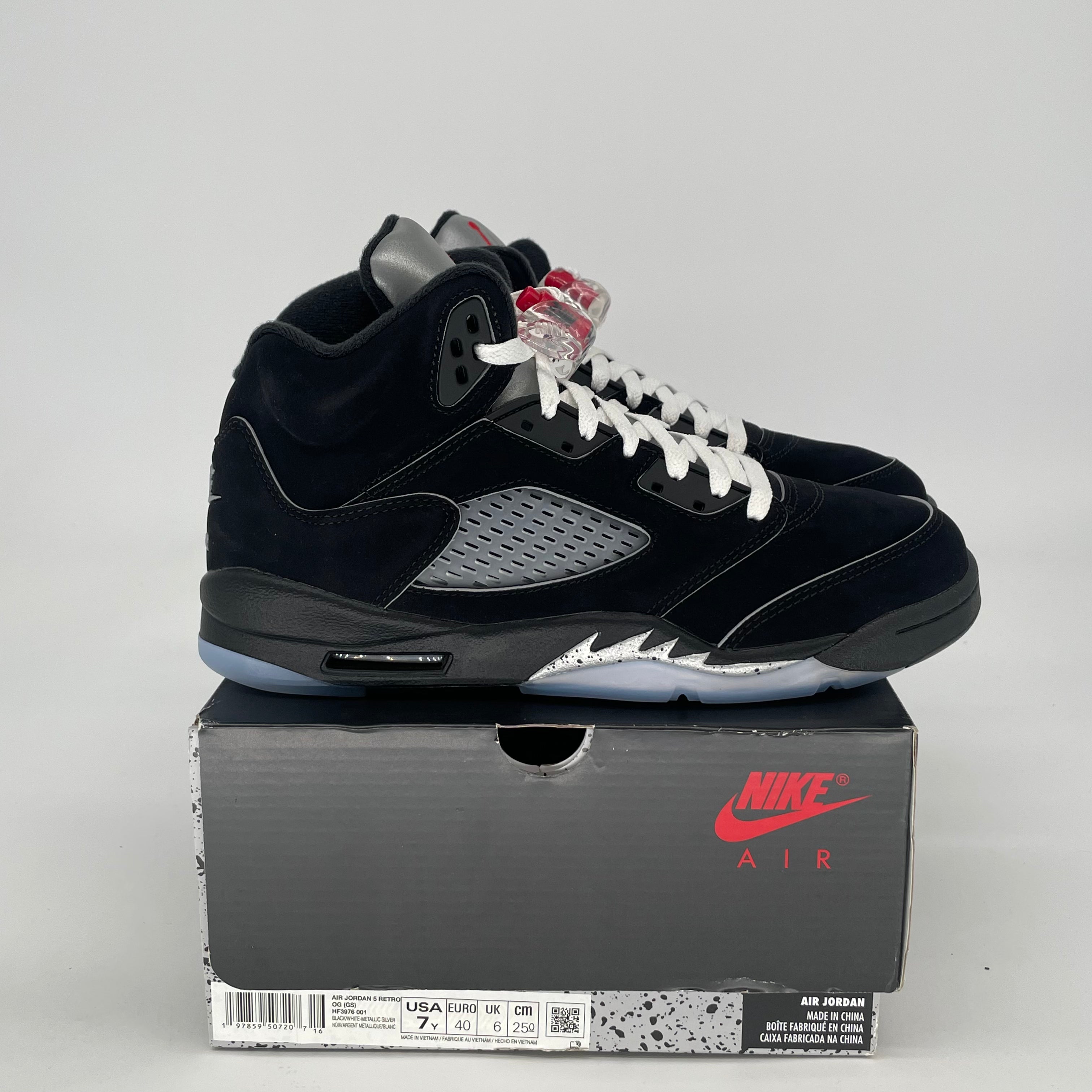 AIR JORDAN 5 BLACK METALLIC REIMAGINED HF3976-001 SIZE 7/8.5W