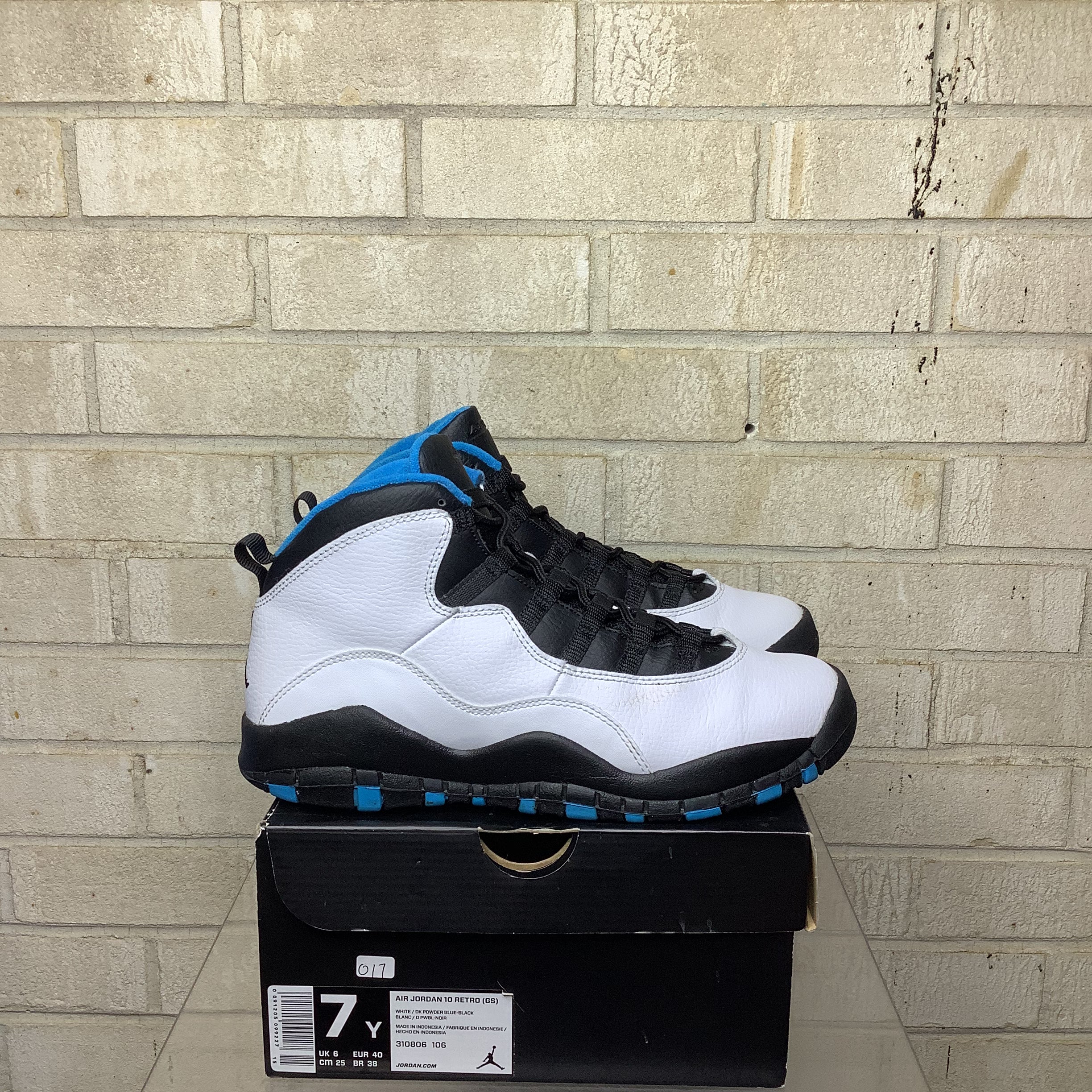 AIR JORDAN 10 POWDER BLUE SIZE 7Y 310806-106