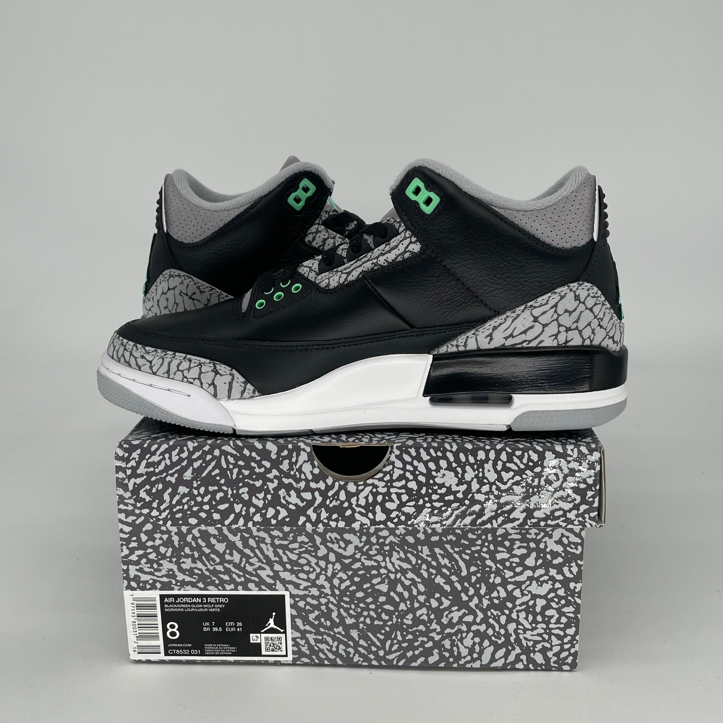 AIR JORDAN 3 GREEN GLOW CT8532-031 SIZE 8/9.5W