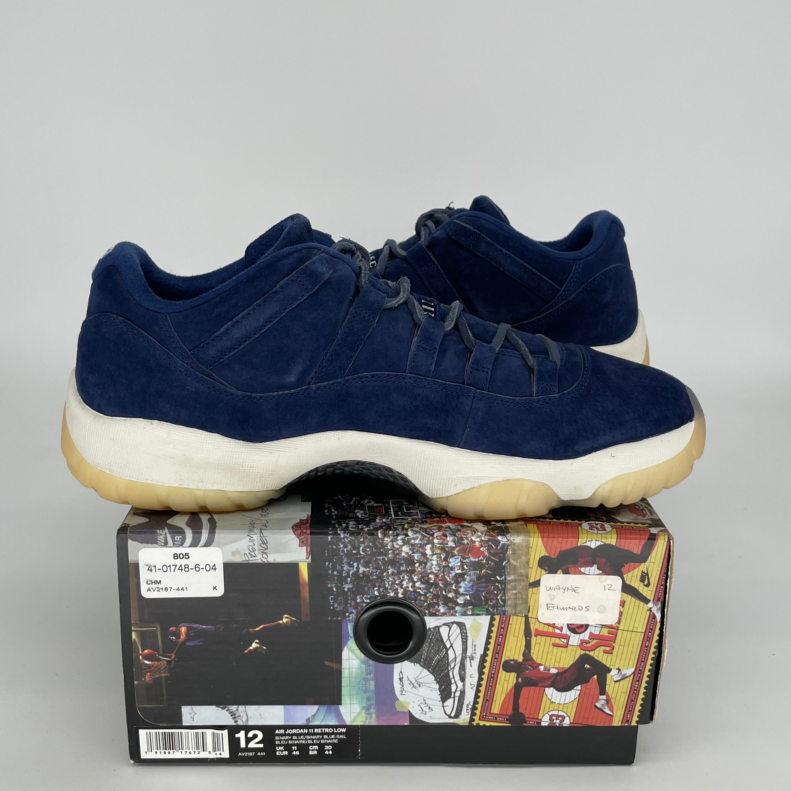 AIR JORDAN 11 LOW DEREK JETER R2SPECT SIZE 12 AV2187-441