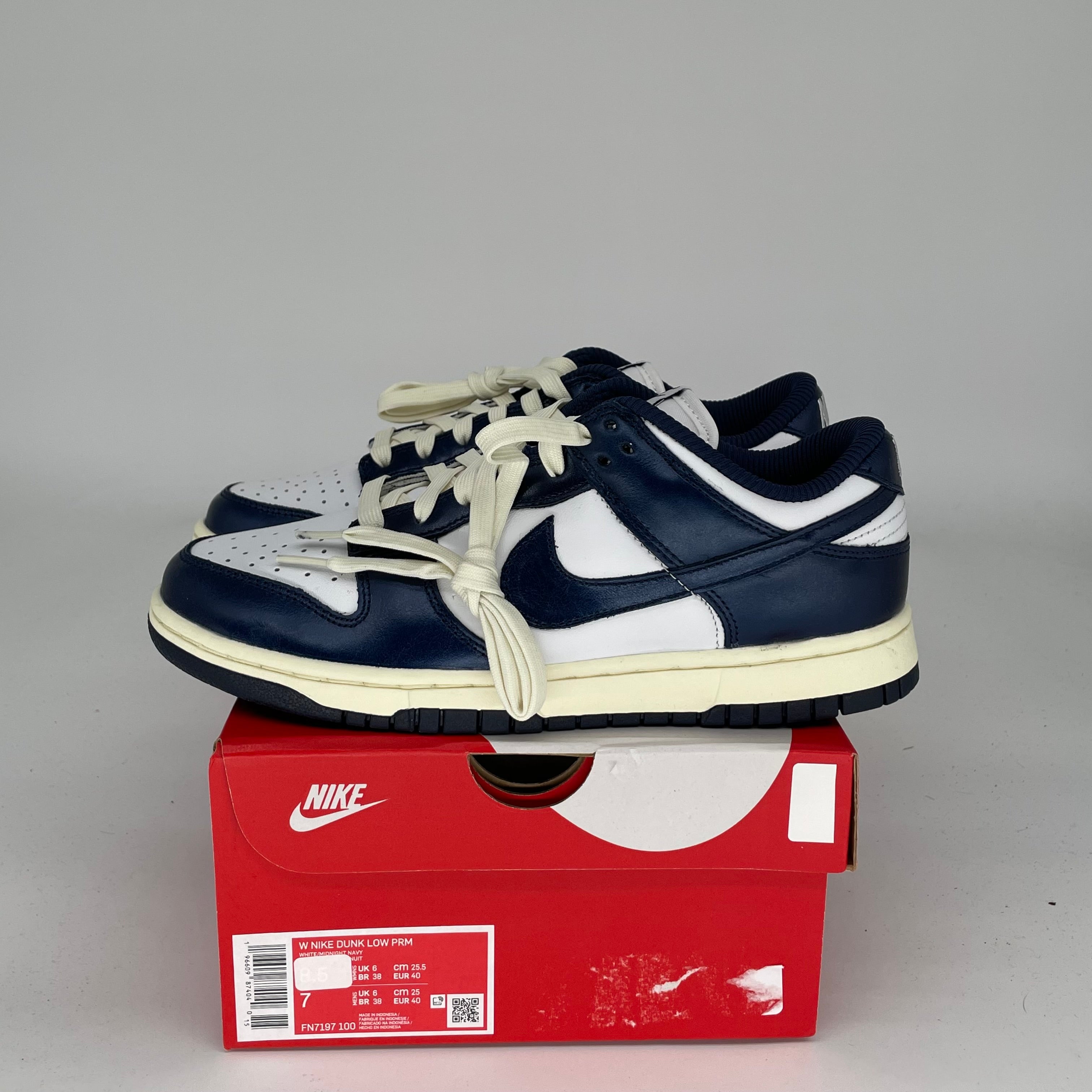 NIKE DUNK LOW VINTAGE NAVY W SIZE 7/8.5W FN7197-100