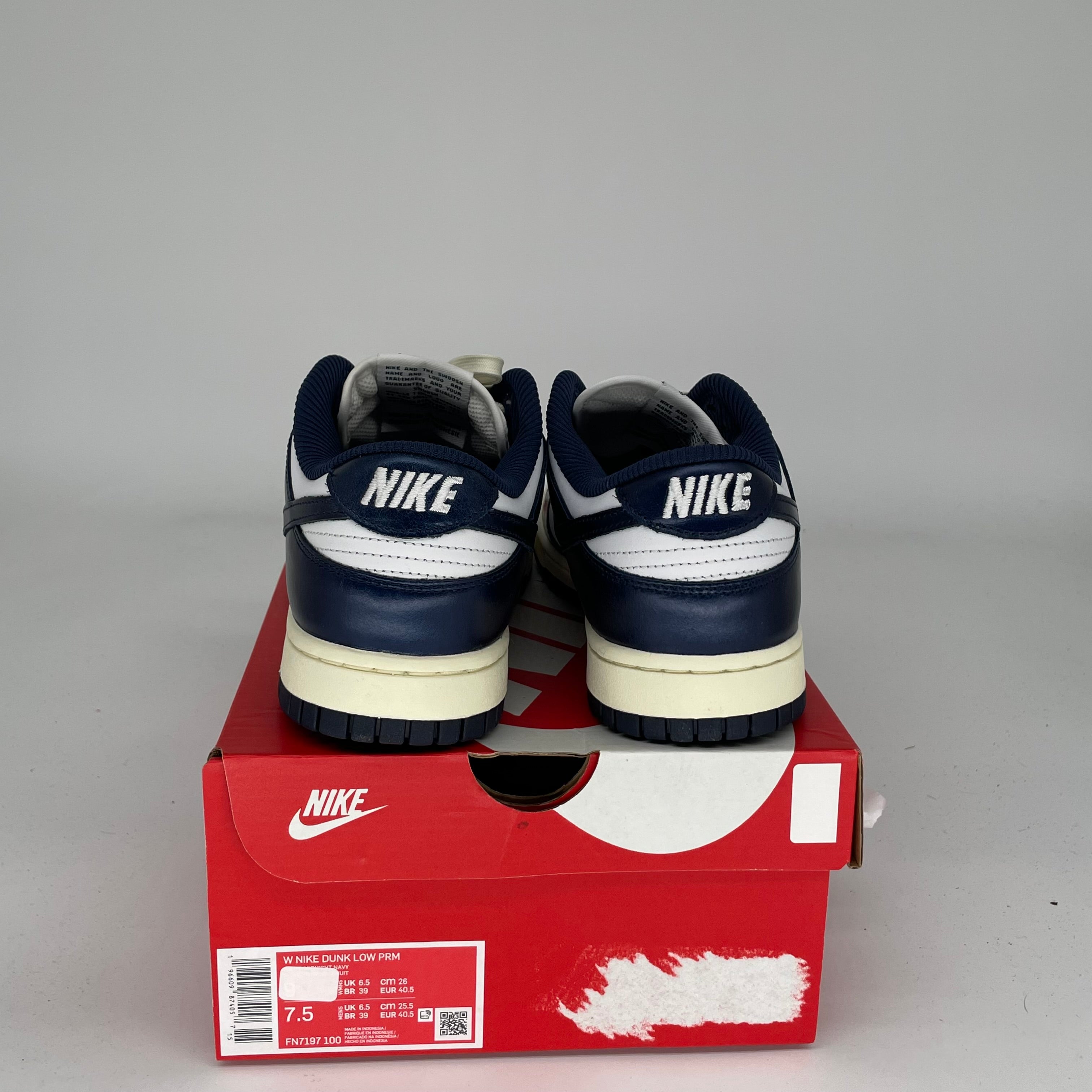 NIKE DUNK LOW VINTAGE NAVY W SIZE 7.5/9W FN7197-100
