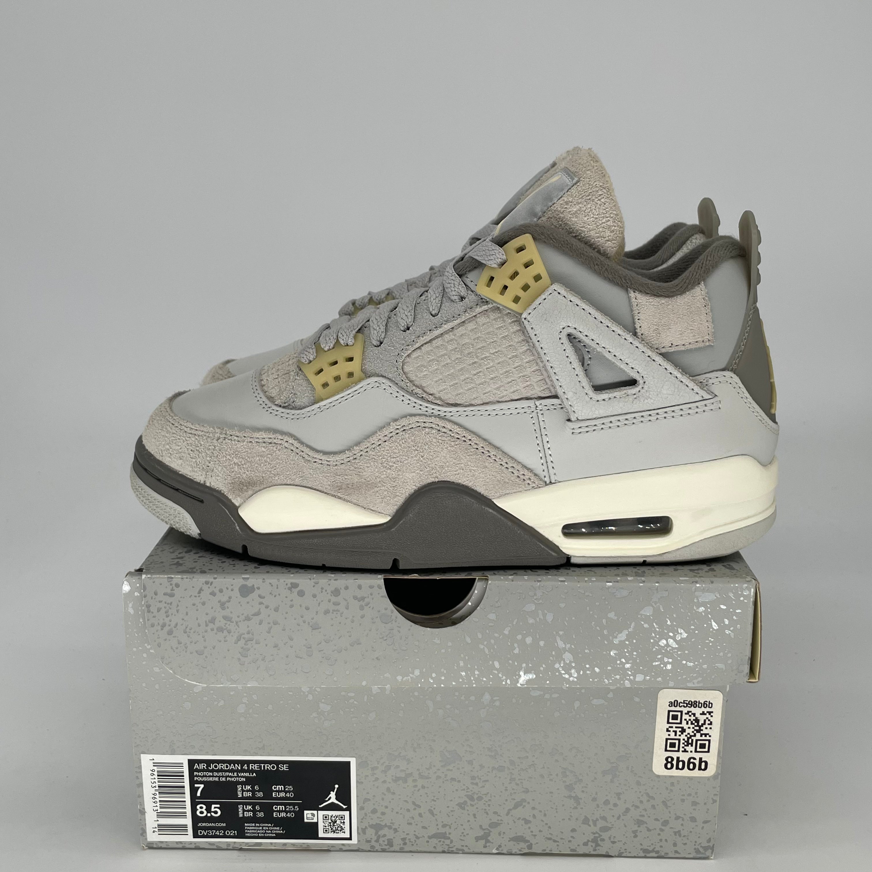 AIR JORDAN 4 CRAFT PHOTON DUST DV2262-021 SIZE 7/8.5W