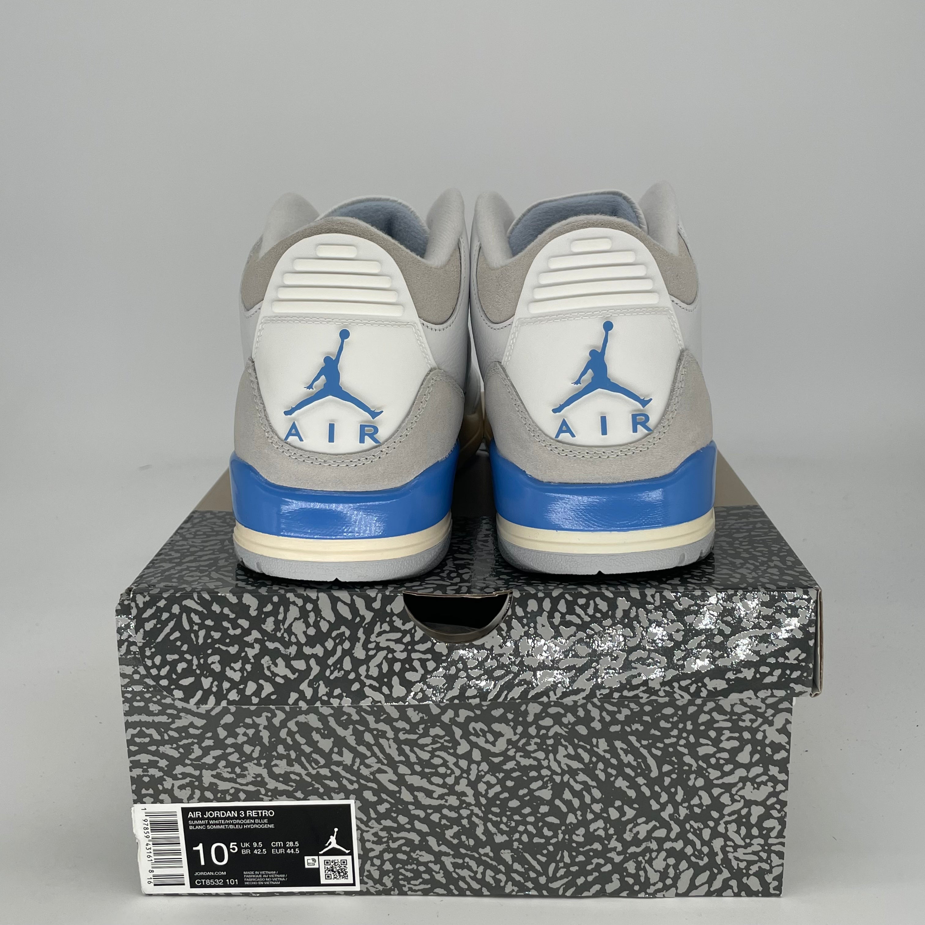 AIR JORDAN 3 LUCKY SHORTS CT8532-101 SIZE 10.5/12W
