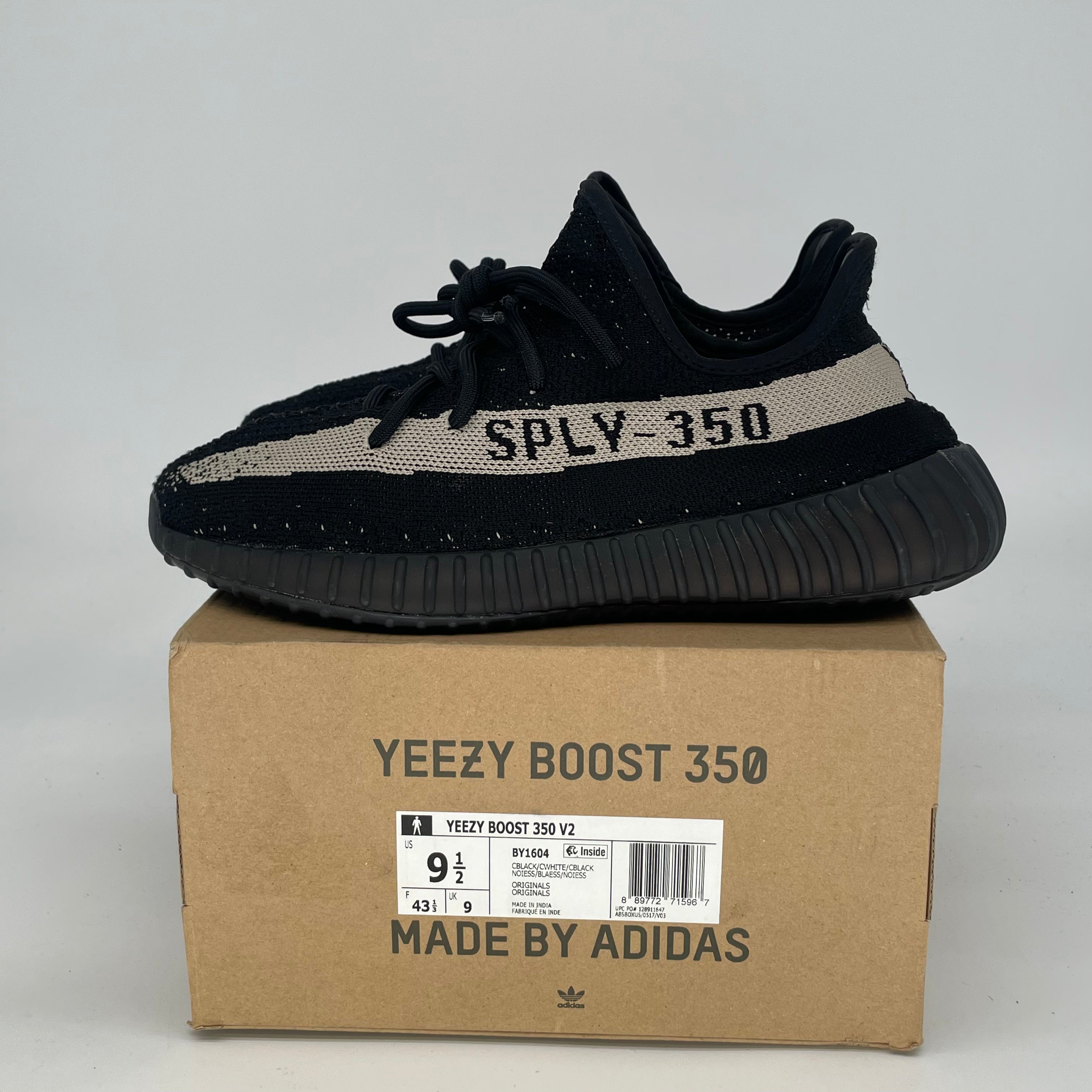 ADIDAS YEEZY 350 V2 CORE BLACK WHITE BY1604 SIZE 9.5/11W