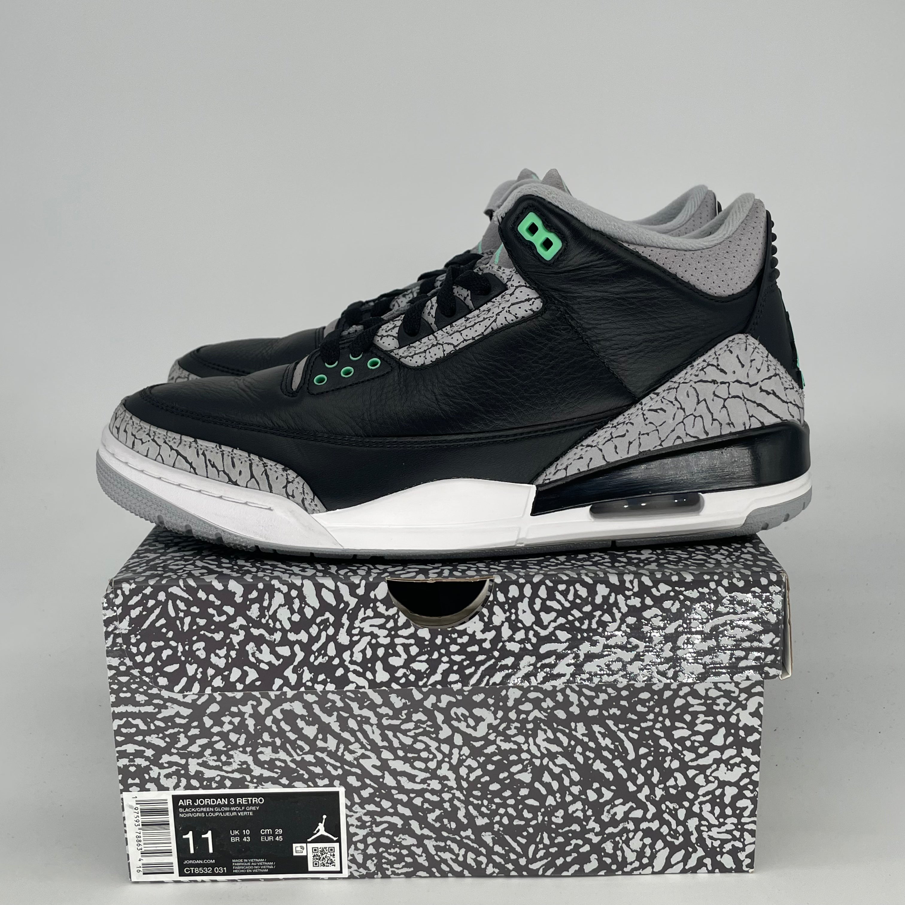 AIR JORDAN 3 GREEN GLOW CT8532-031 SIZE 11/12.5W