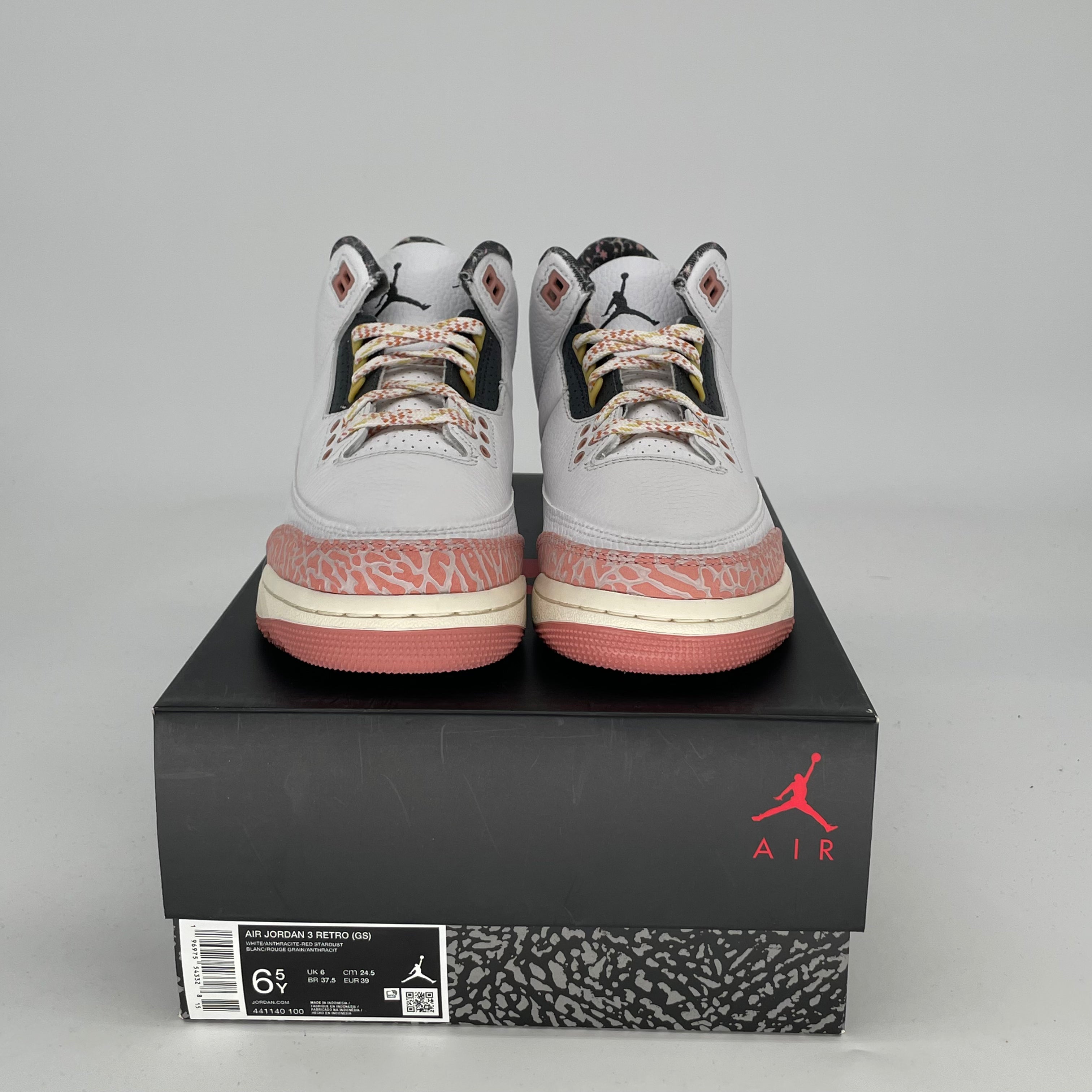 AIR JORDAN 3 VINTAGE FLORAL SIZE 6.5/8W 441140-100