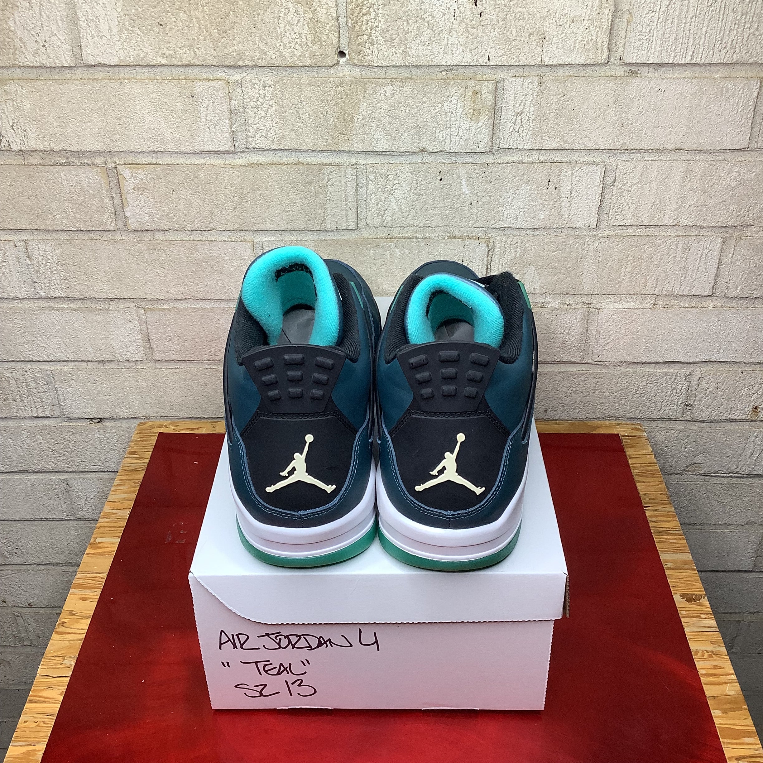 AIR JORDAN 4 TEAL SIZE 13 705331-330