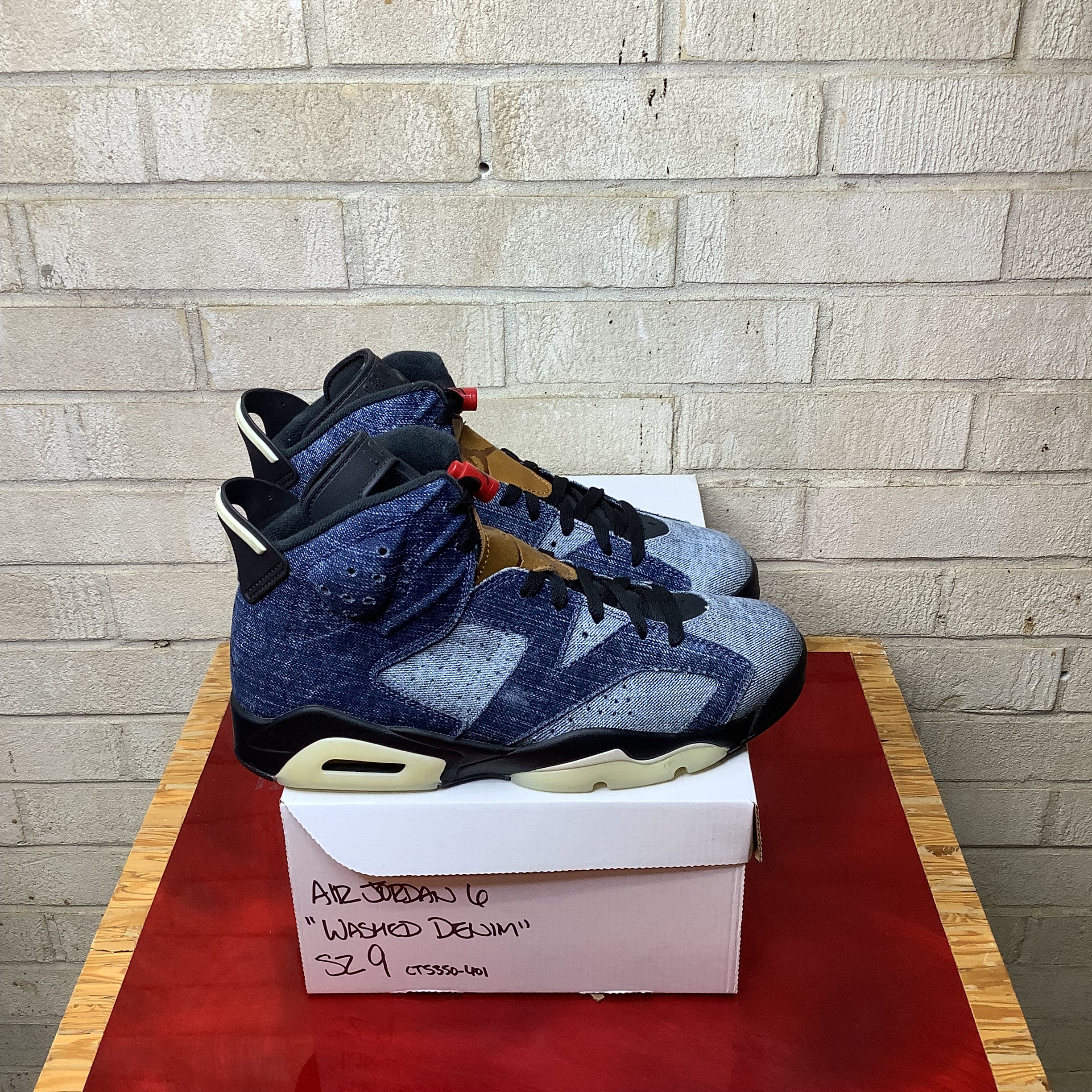 AIR JORDAN 6 WASHED DENIM SIZE 9 CT5350-401