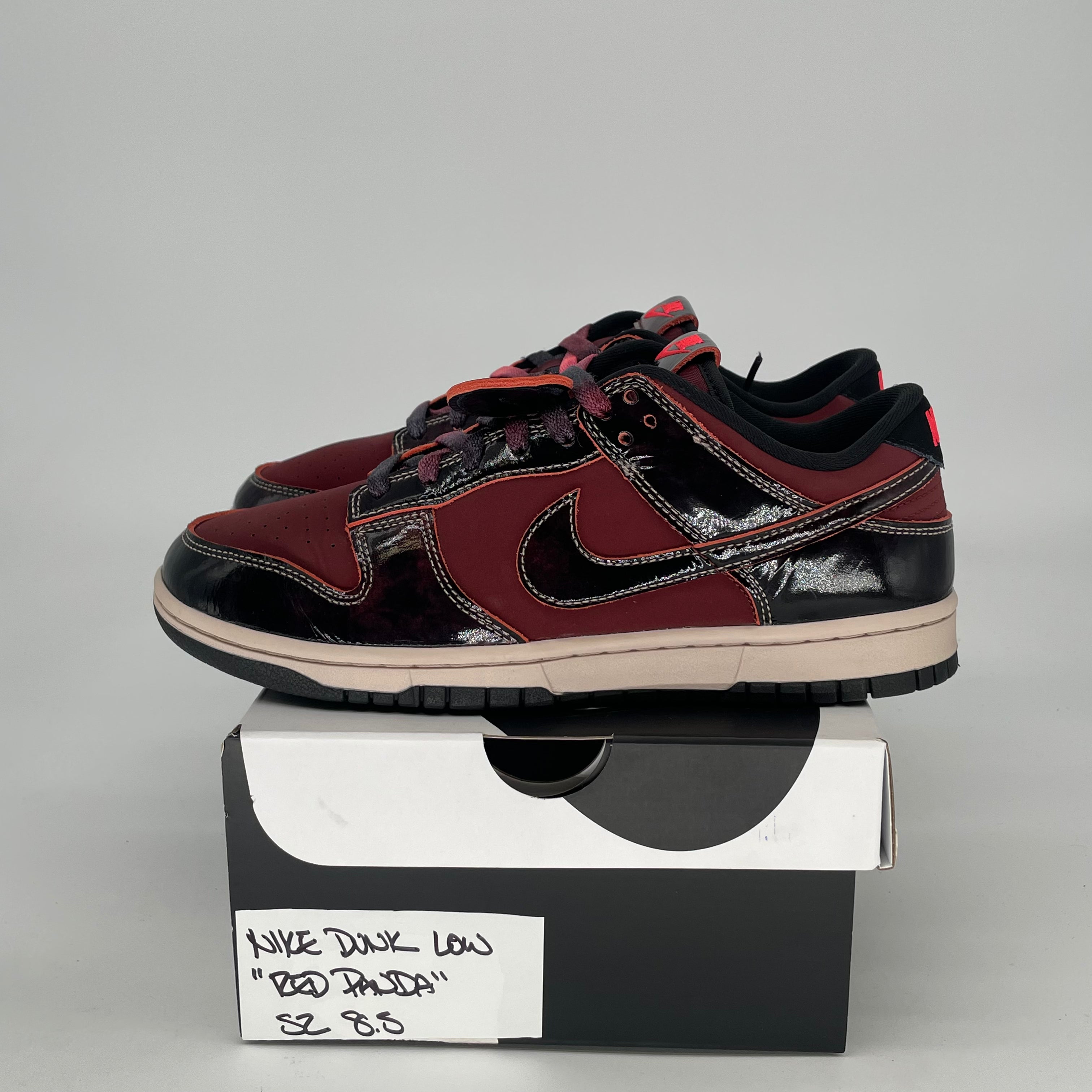 NIKE DUNK LOW RED PANDA HQ1965-600 SIZE 8.5/10W