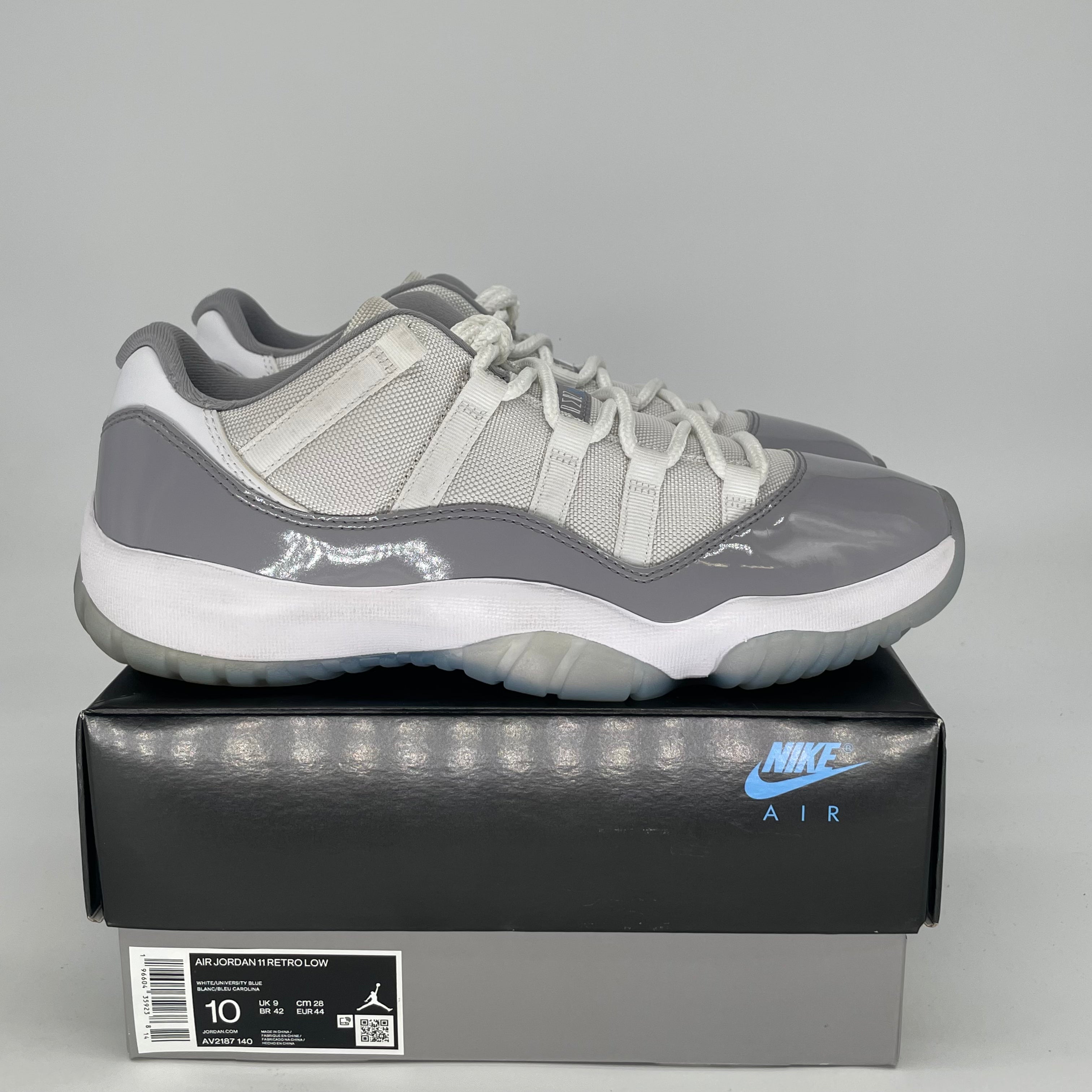 AIR JORDAN 11 LOW CEMENT GREY AV2187-140 SIZE 10/11.5W