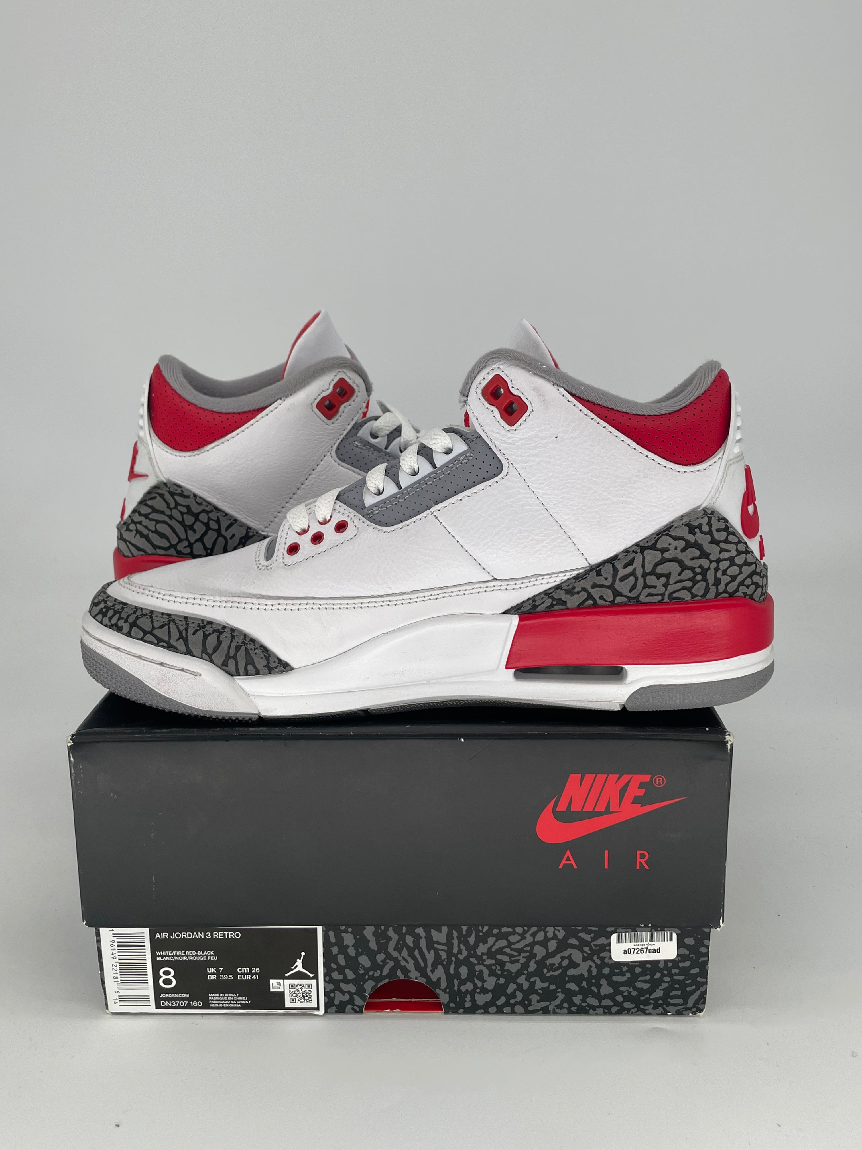 AIR JORDAN 3 FIRE RED DN3707-160 SIZE 8/9.5W