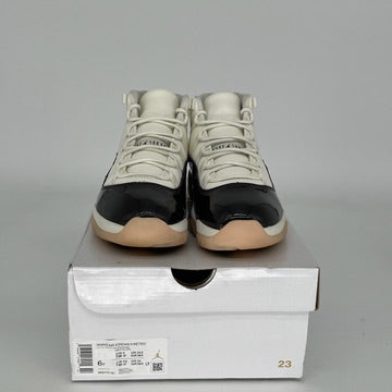 AIR JORDAN 11 NEAPOLITAN W SIZE 6 AR0715-101