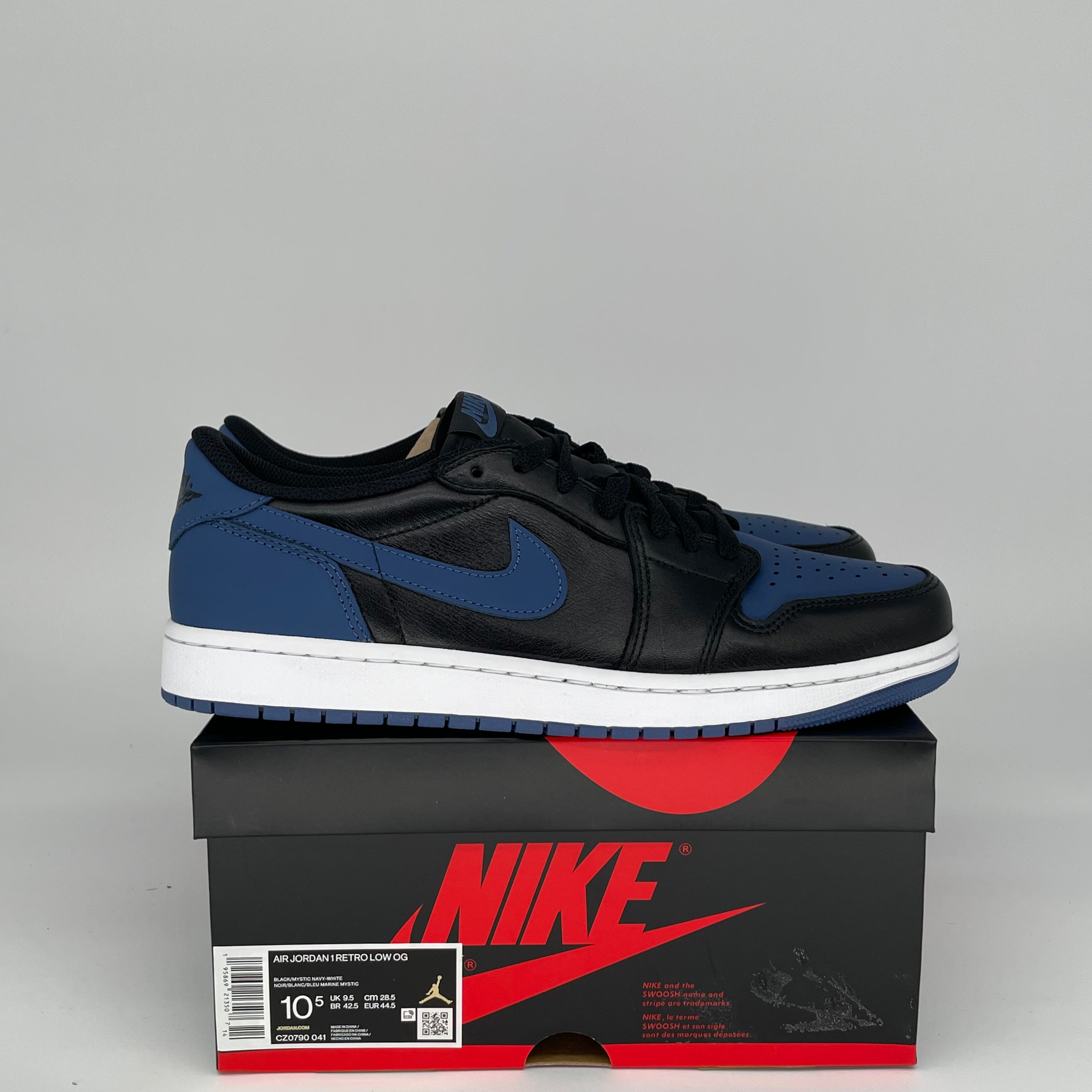 AIR JORDAN 1 LOW MYSTIC NAVY SIZE 10.5 CZ0790-041